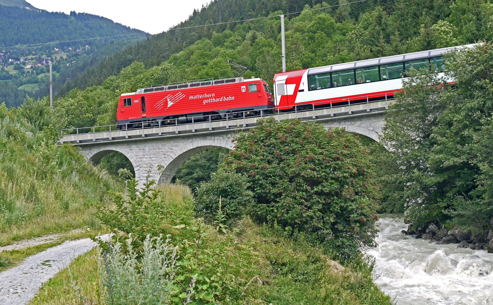 Panasonic Lumix DMC-G1 sample photo. Switzerland, valais, rack railway photography