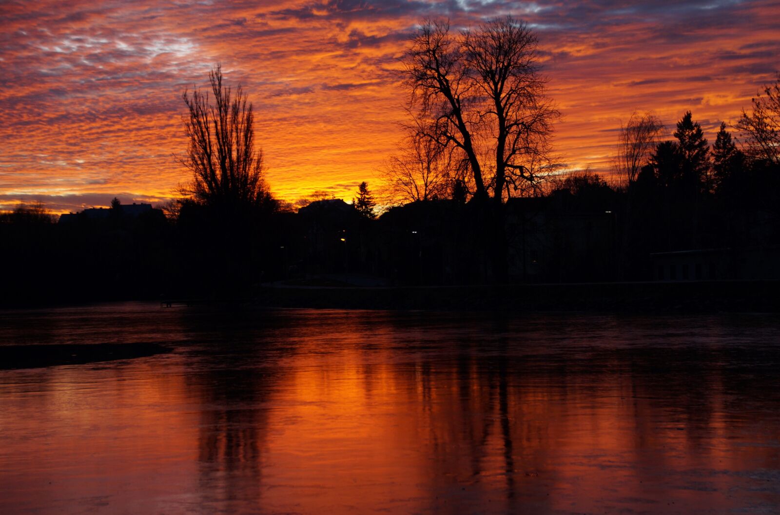 Sony SLT-A58 sample photo. Panorama, pond, sunset photography