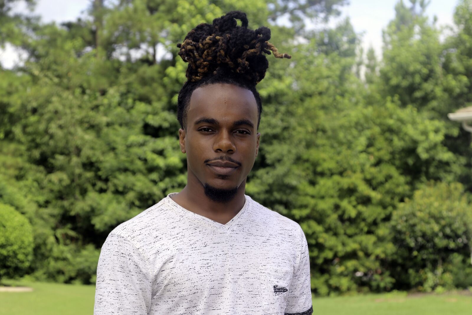 Canon EOS 7D Mark II sample photo. Young man, male, black photography