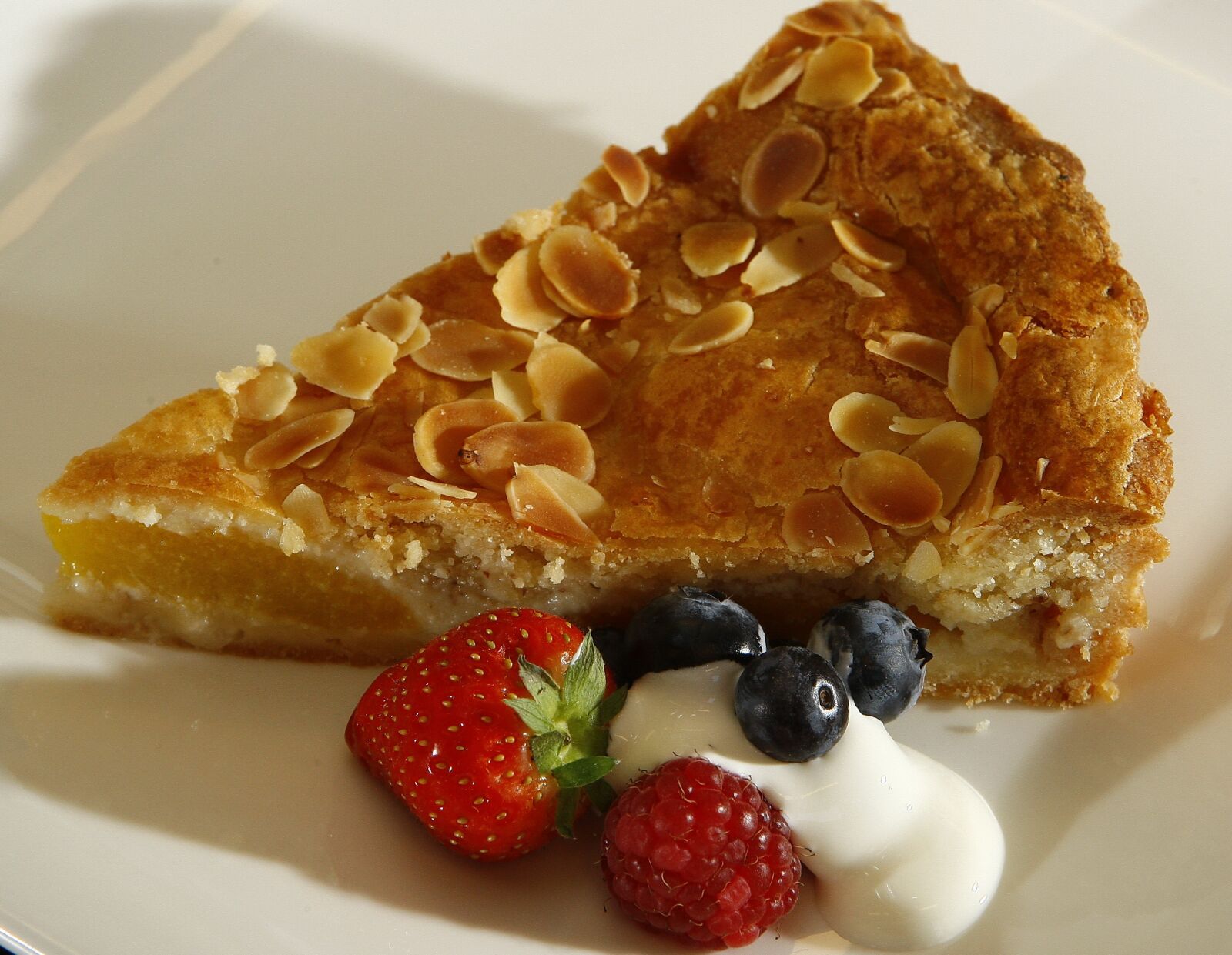 Canon EOS-1D Mark III sample photo. Apple pie, dining, food photography