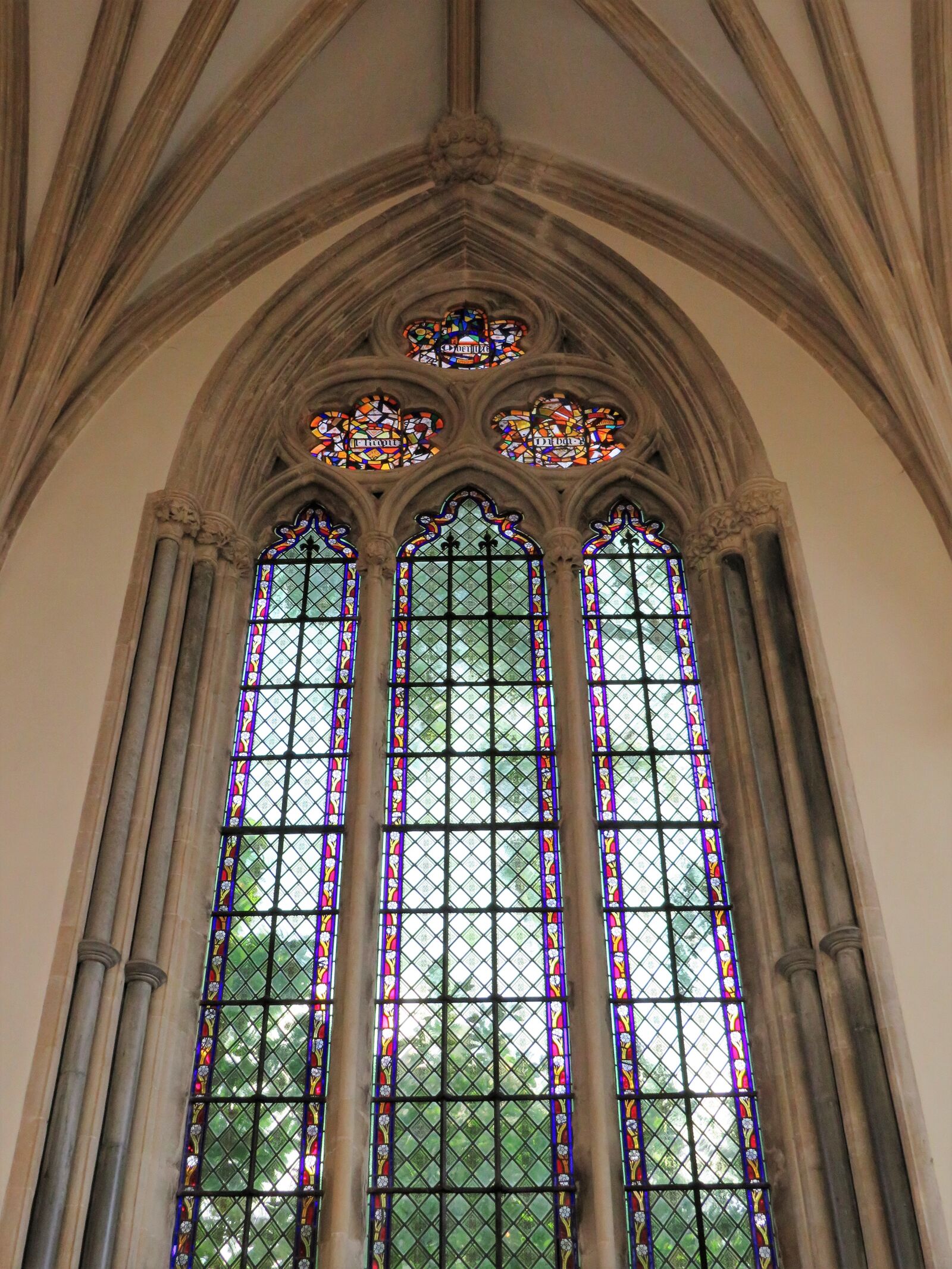 Canon PowerShot SX540 HS sample photo. Stained, glass, window photography