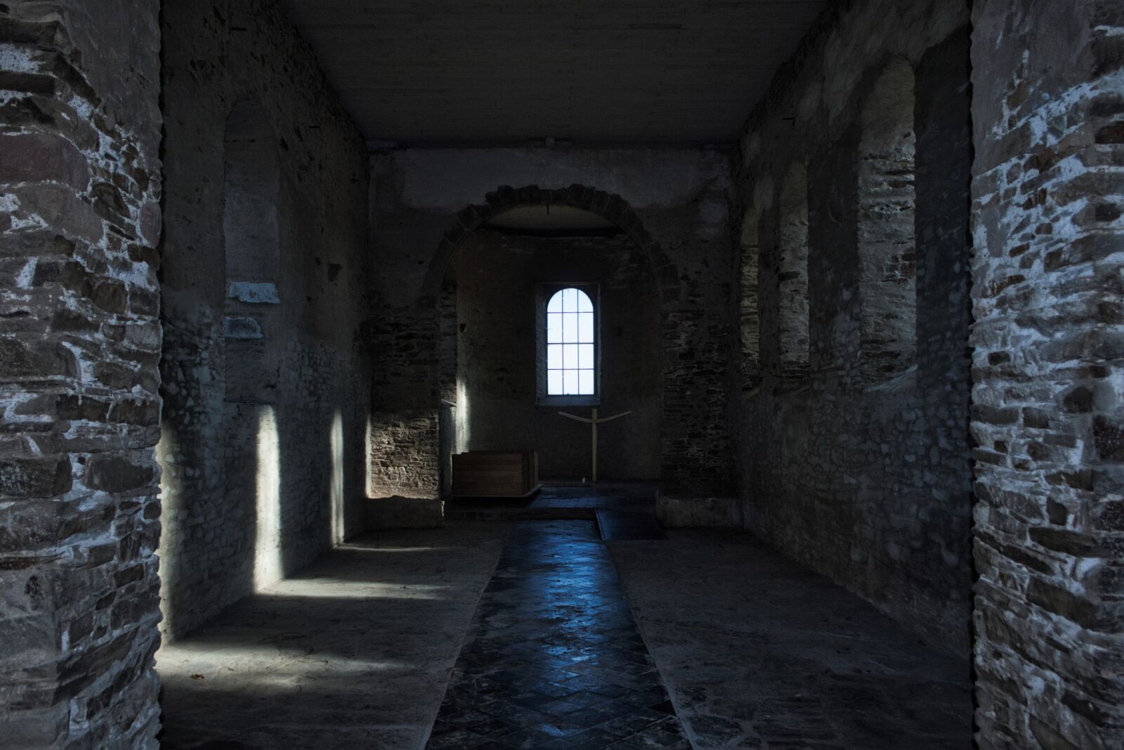 Canon EF-S 18-55mm F3.5-5.6 II sample photo. Abandoned, ruin, lost places photography