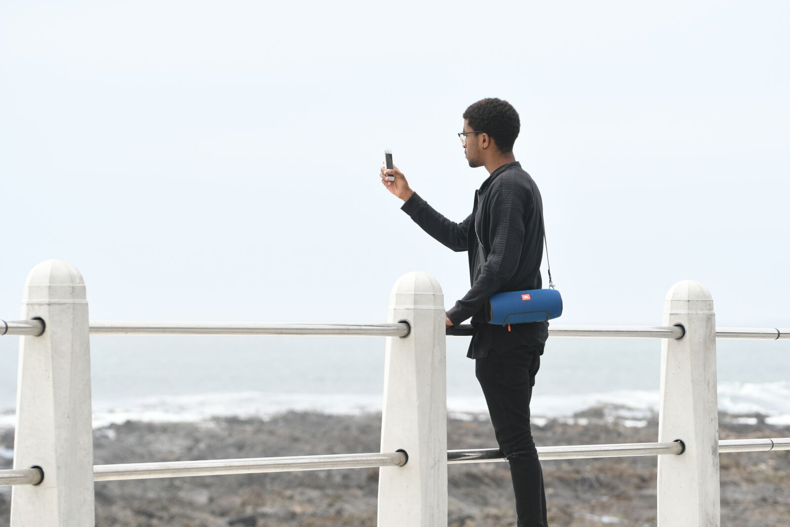 Nikon D500 sample photo. Outdoors, sky, people photography