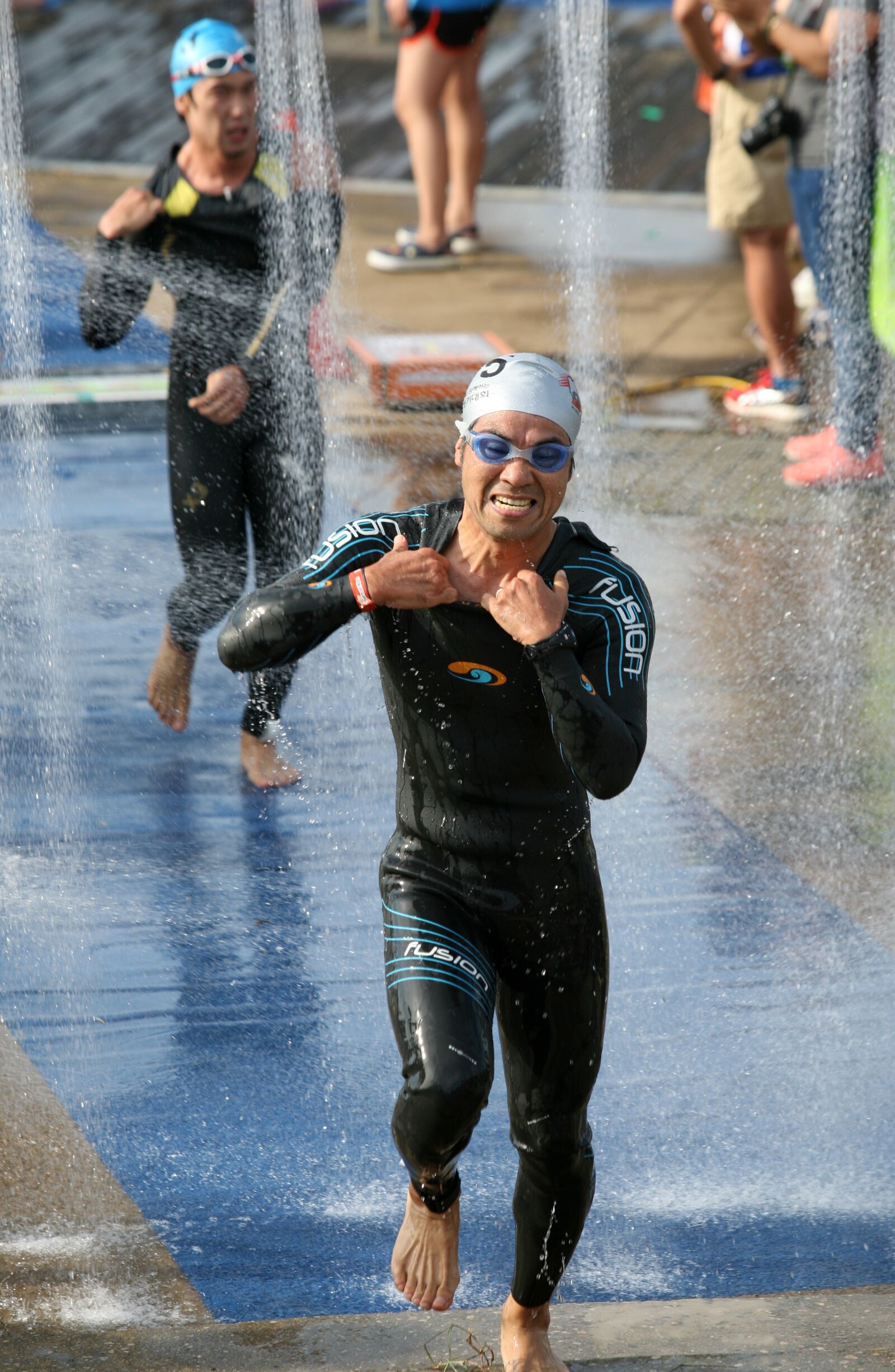 Canon EOS 5D sample photo. Iron man 3, swimming, exercise photography