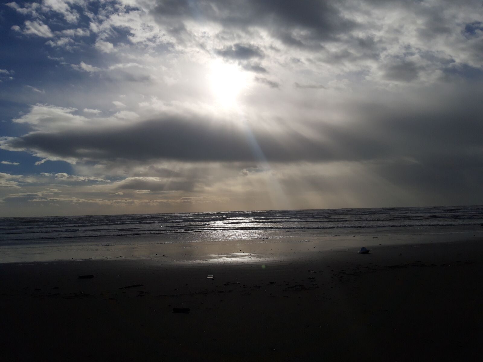 Samsung Galaxy A6 sample photo. Alba, mare, nuvole photography