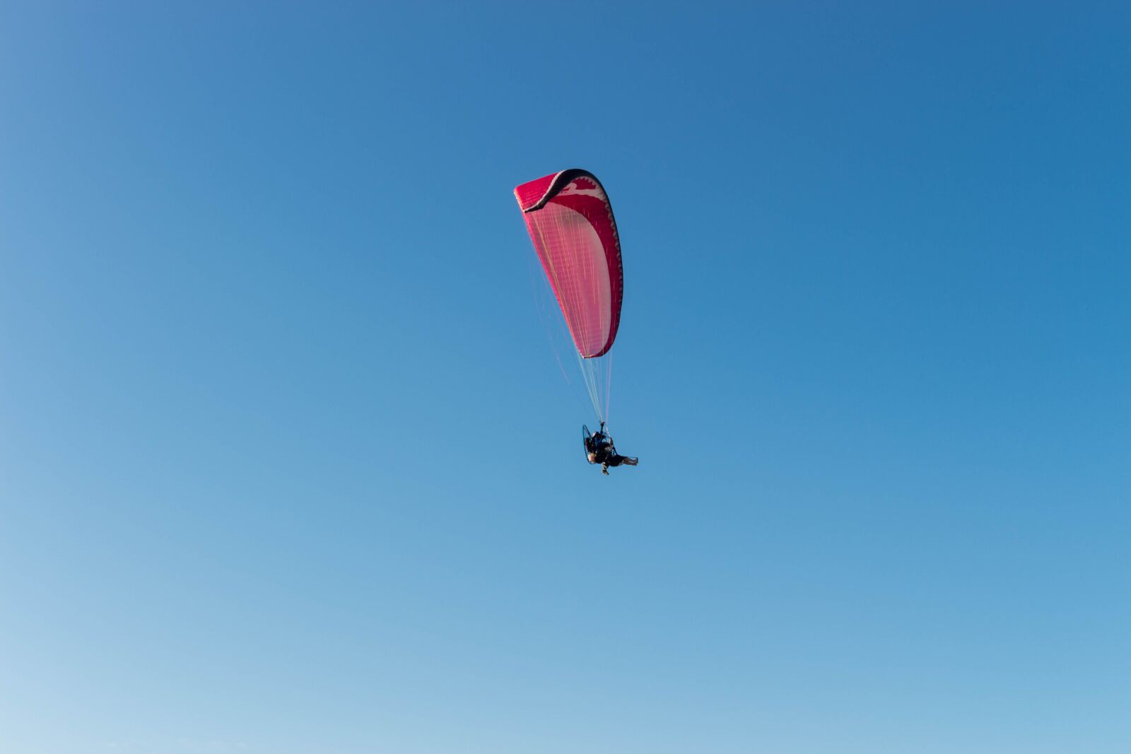 Canon EOS 700D (EOS Rebel T5i / EOS Kiss X7i) sample photo. Paragliding, parachute, paraglider photography