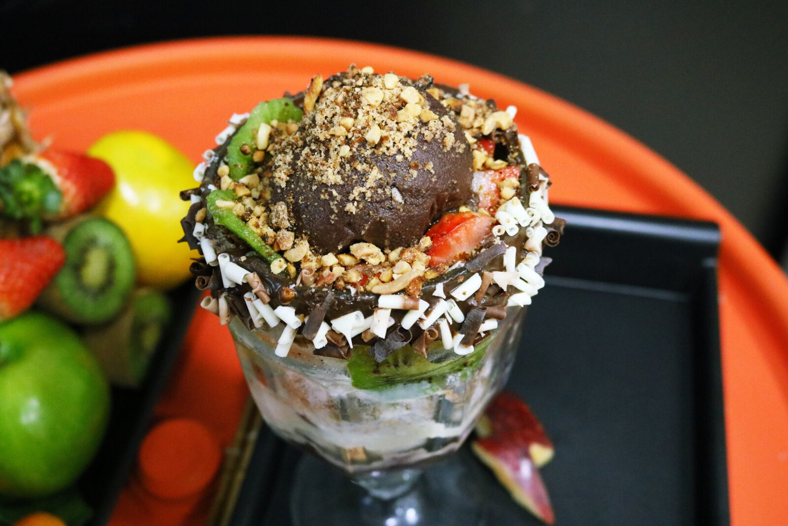 Canon EOS 750D (EOS Rebel T6i / EOS Kiss X8i) sample photo. Sunday, sweet, dessert photography