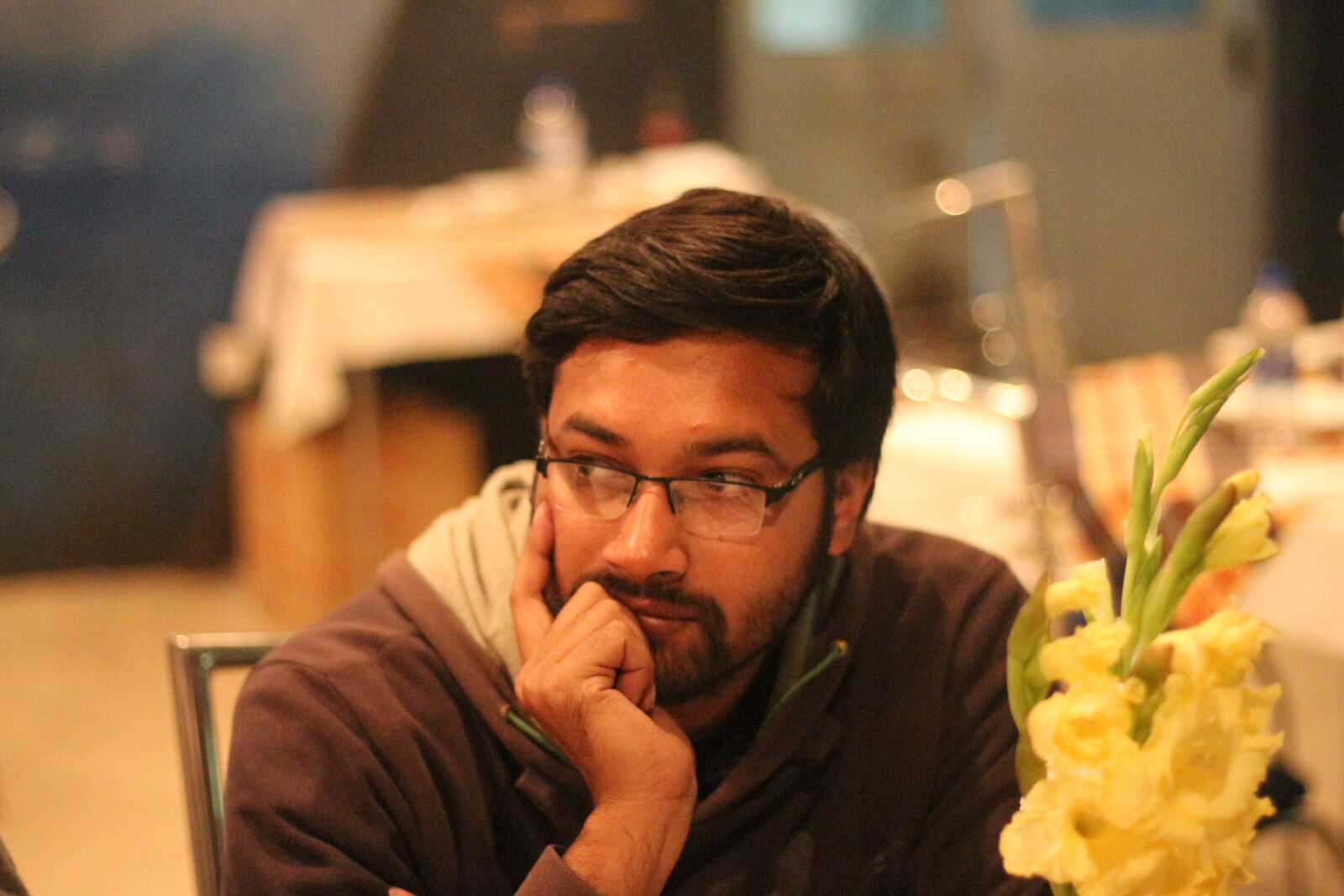 Canon EOS 700D (EOS Rebel T5i / EOS Kiss X7i) + Canon EF 50mm F1.8 STM sample photo. Hotel, royal, khulna, sazedur photography