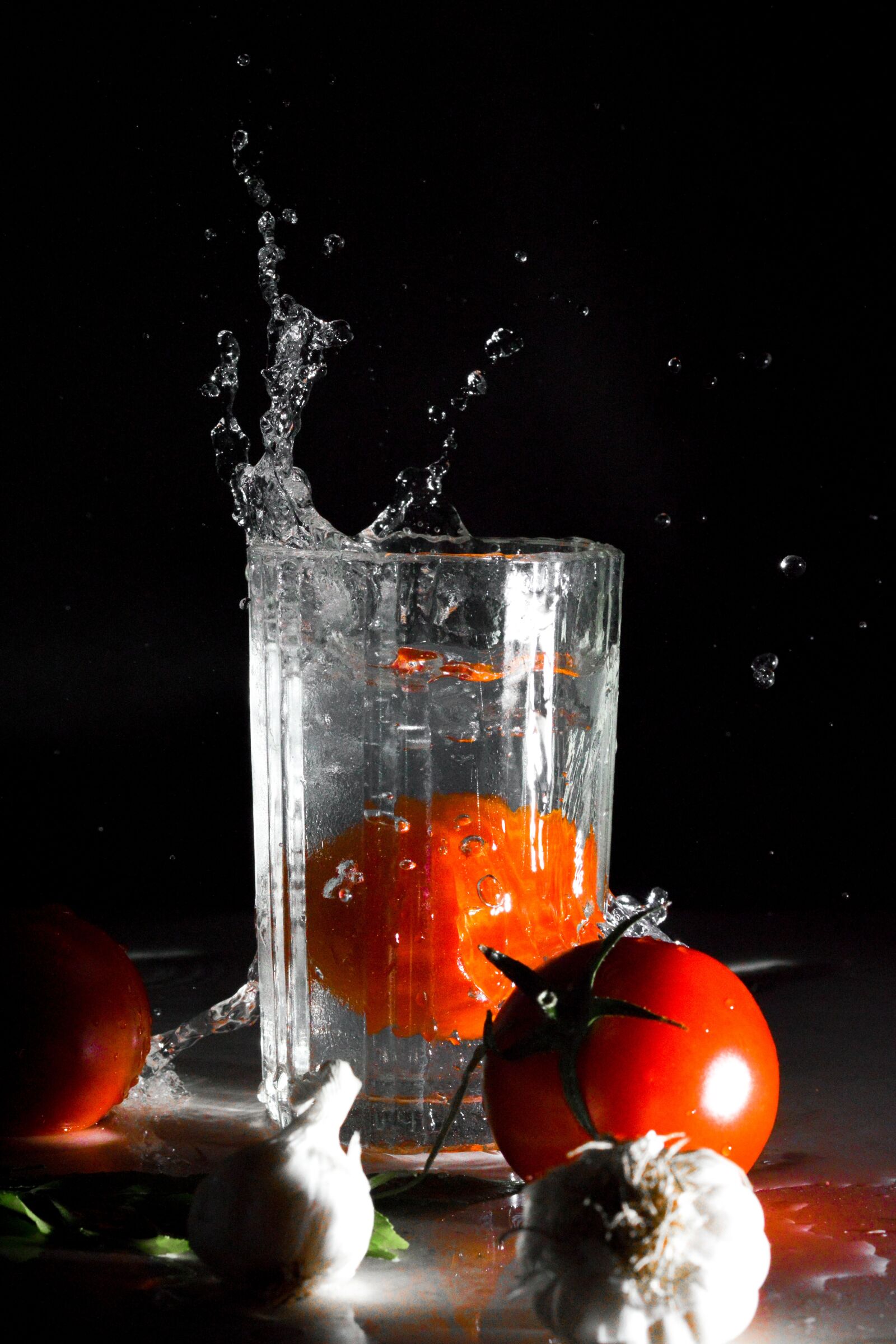 Nikon D3200 sample photo. Tomato, glass, drop photography