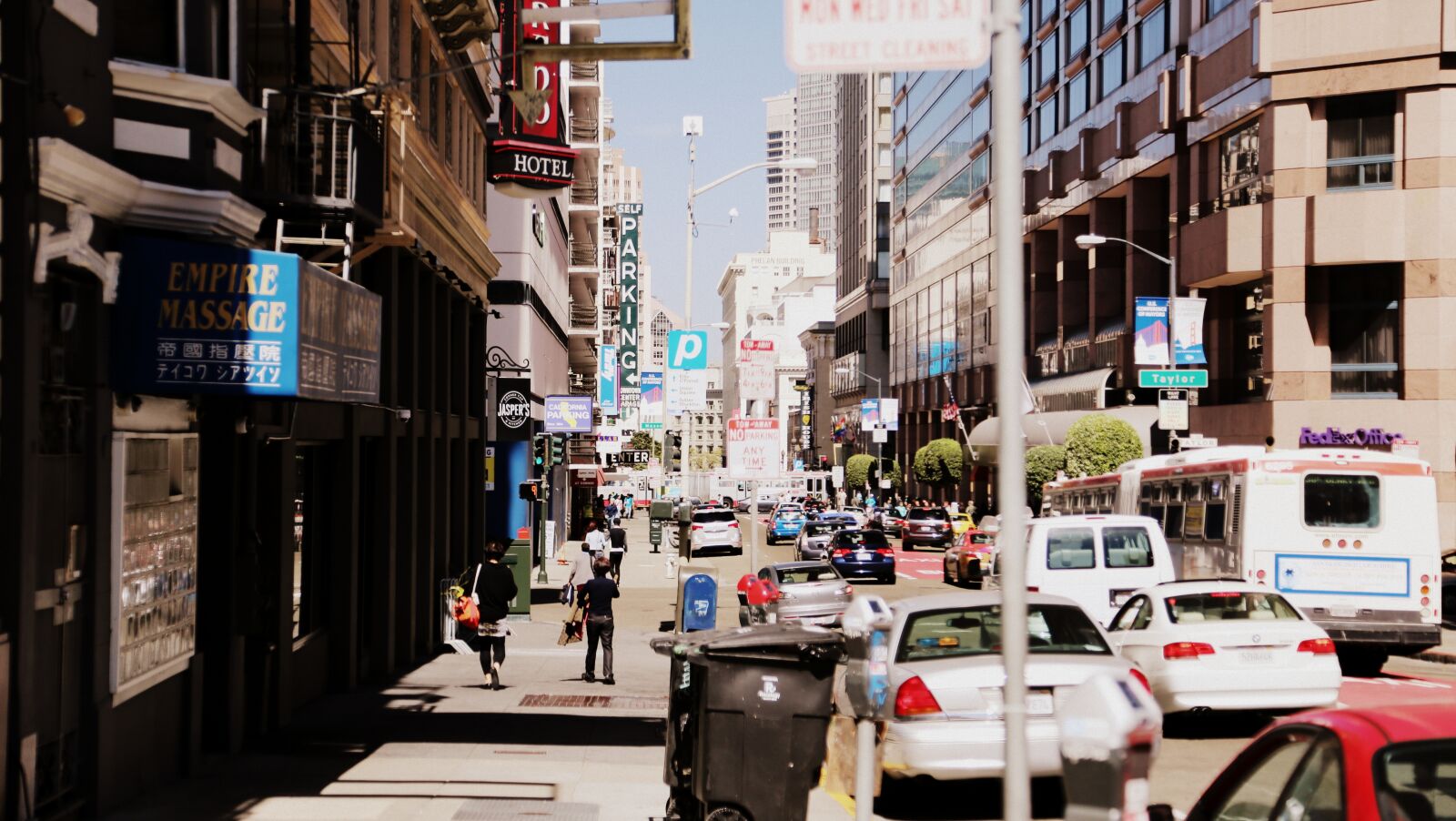 Canon EF 24-105mm F4L IS USM sample photo. Los angeles, street, city photography