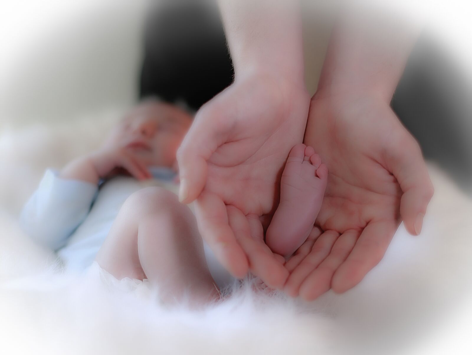 Canon EOS 5D Mark III sample photo. Birth, baby, child photography