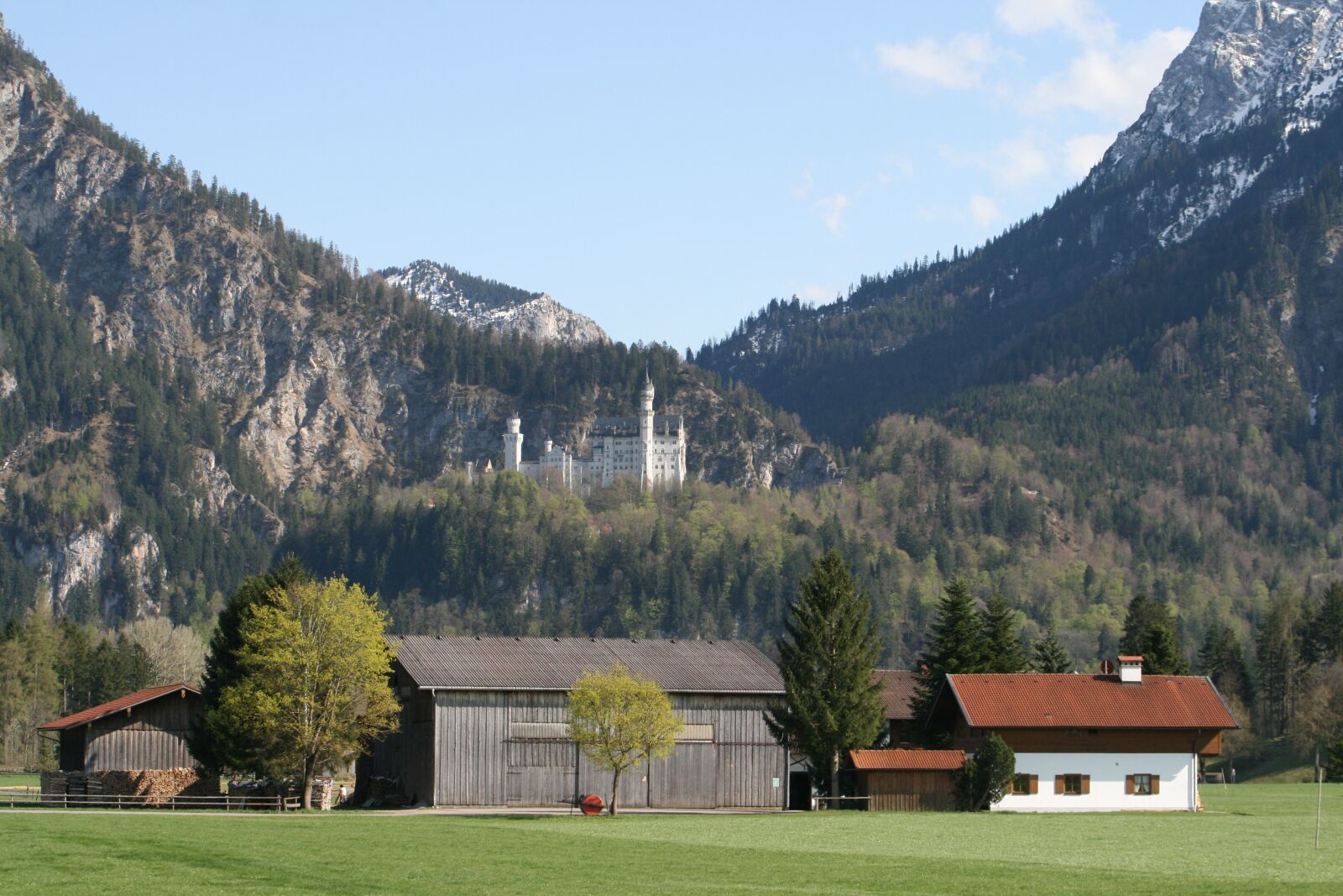 Canon EOS 400D (EOS Digital Rebel XTi / EOS Kiss Digital X) sample photo. Kristin, castle, bavaria photography