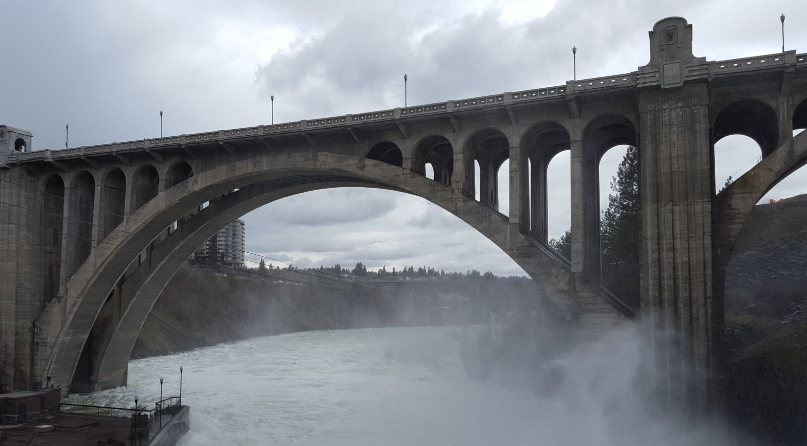 Samsung Galaxy S6 sample photo. Bridge, water, mist photography