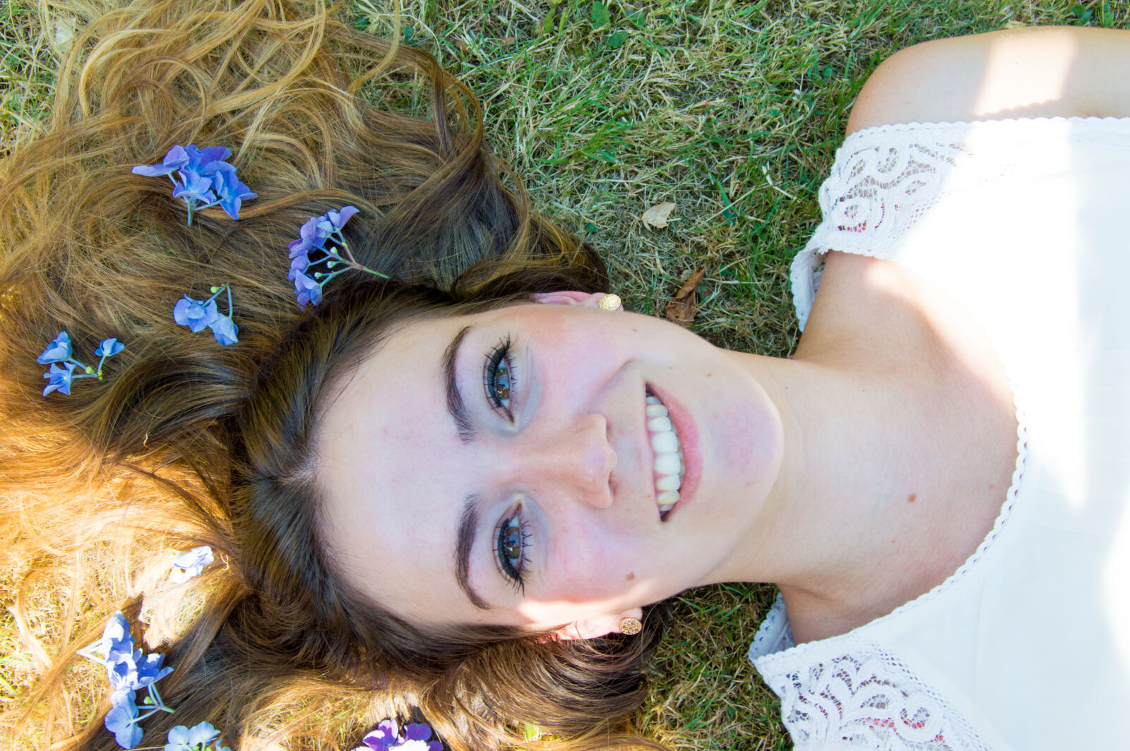 Nikon D3200 sample photo. Flowers, girl, portrait photography