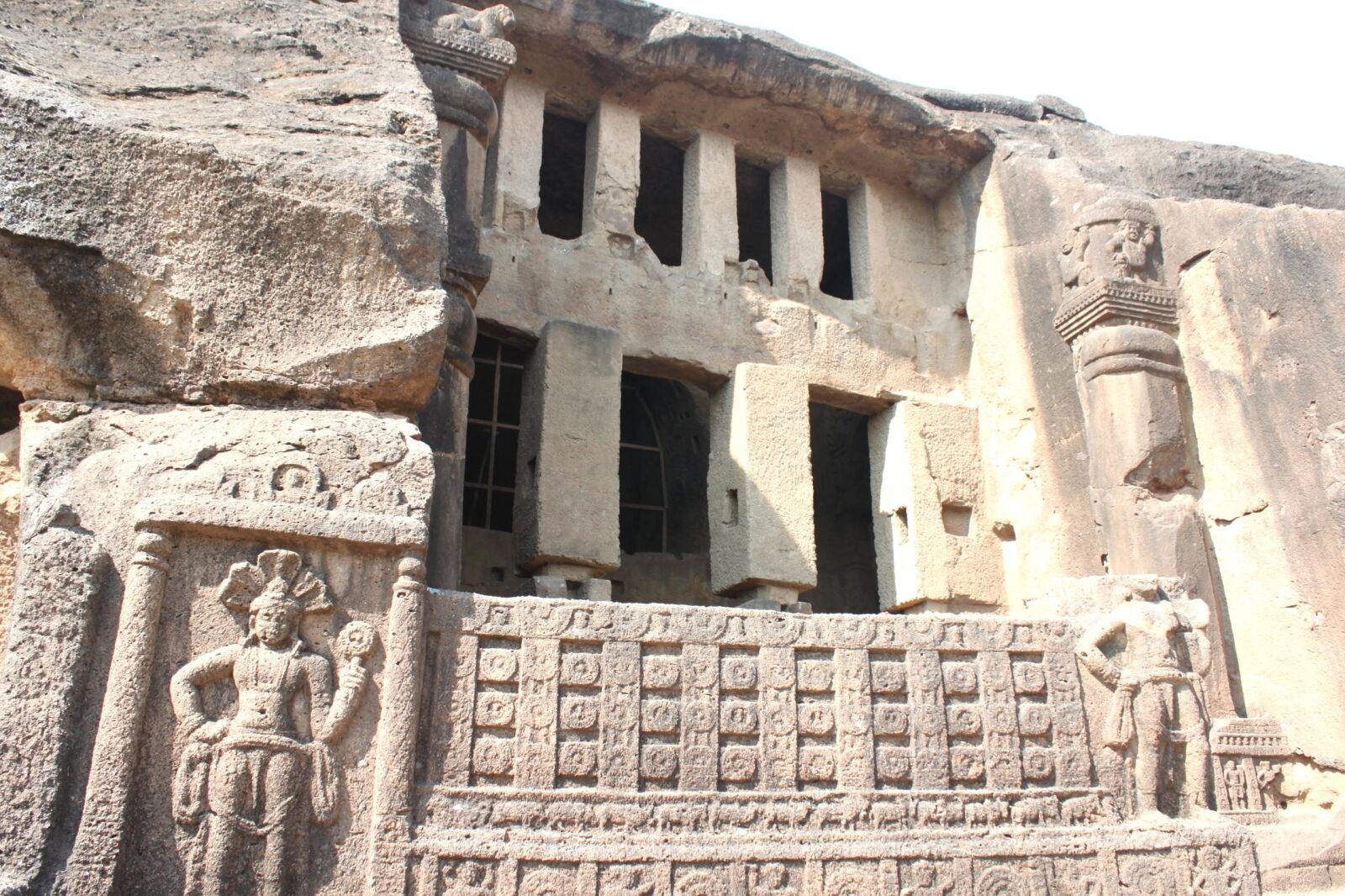 Canon EOS 500D (EOS Rebel T1i / EOS Kiss X3) sample photo. Entrance, cave, antique, old photography