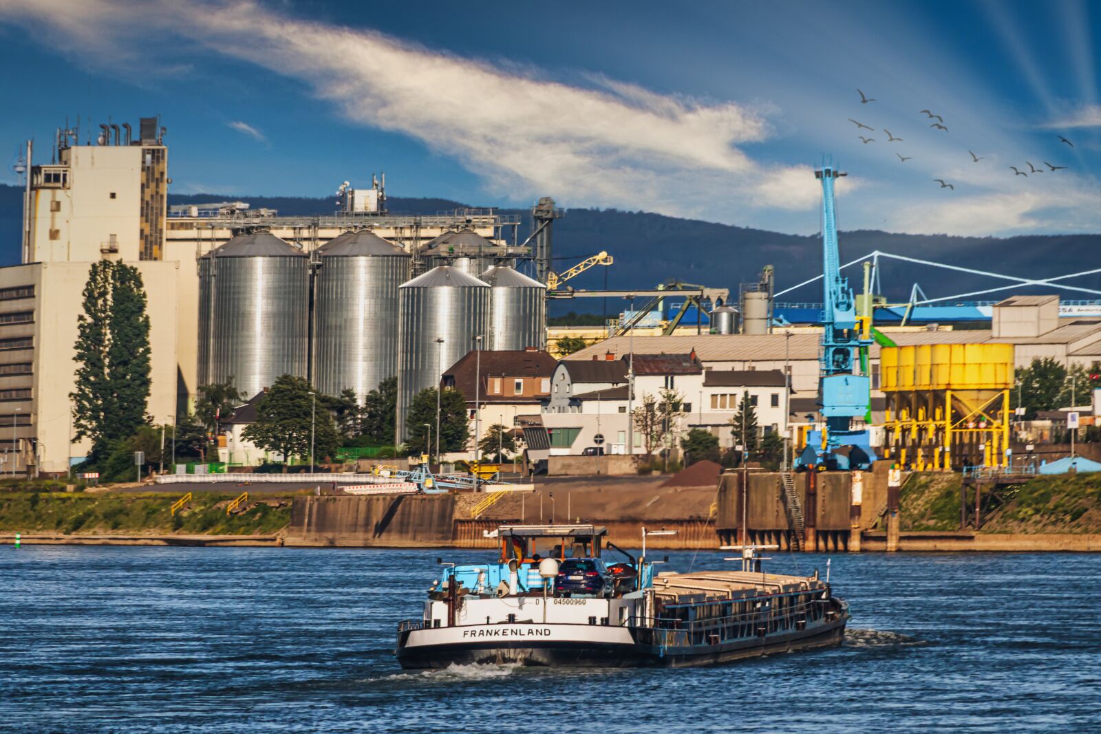 Canon EOS 80D sample photo. Ship, freighter, port photography