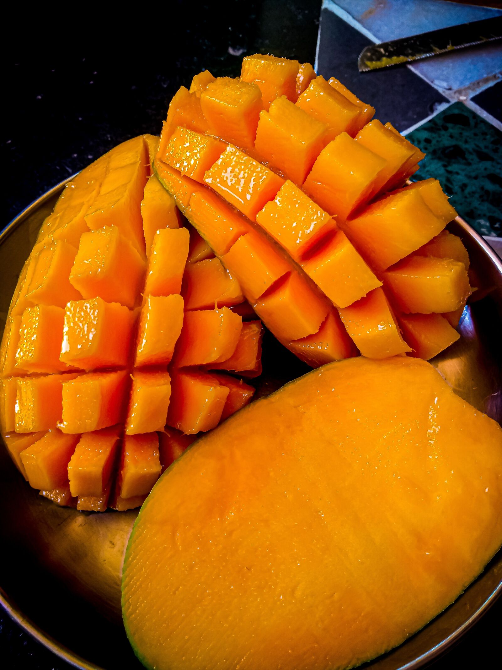 Motorola Moto G (5S) Plus sample photo. Mango, slice, mangos photography