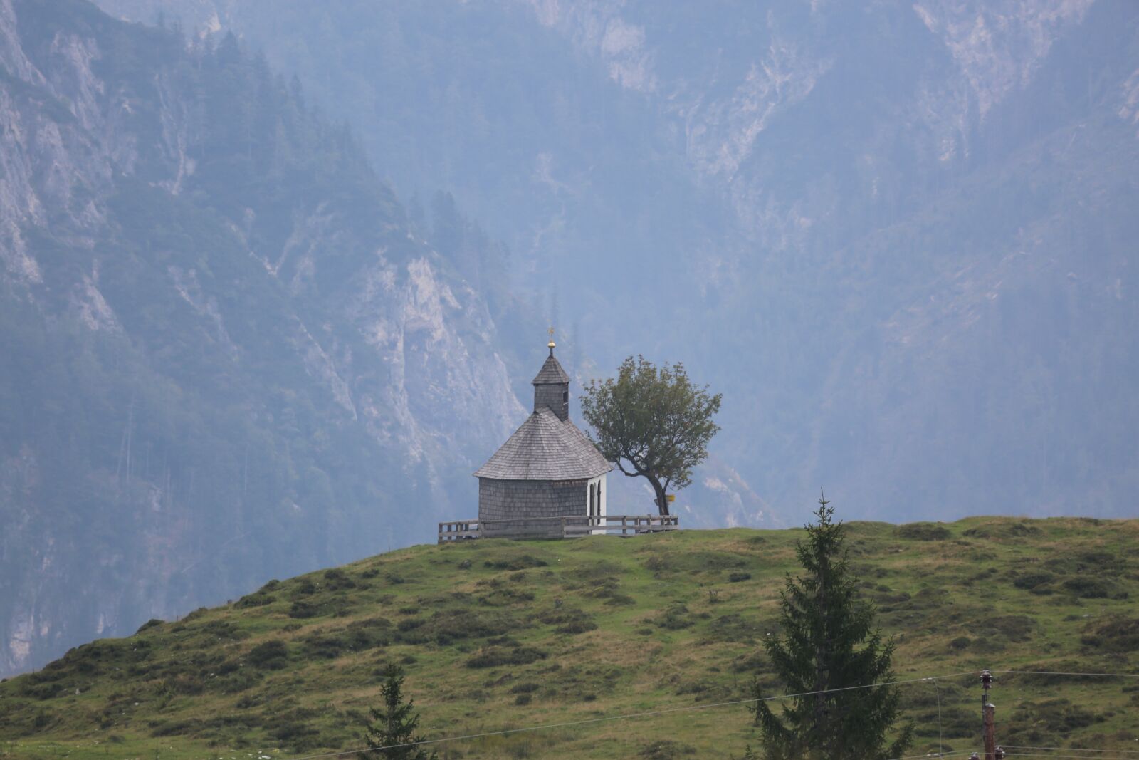Canon EOS 5D Mark III sample photo. Mountain chapel, alm, mountain photography