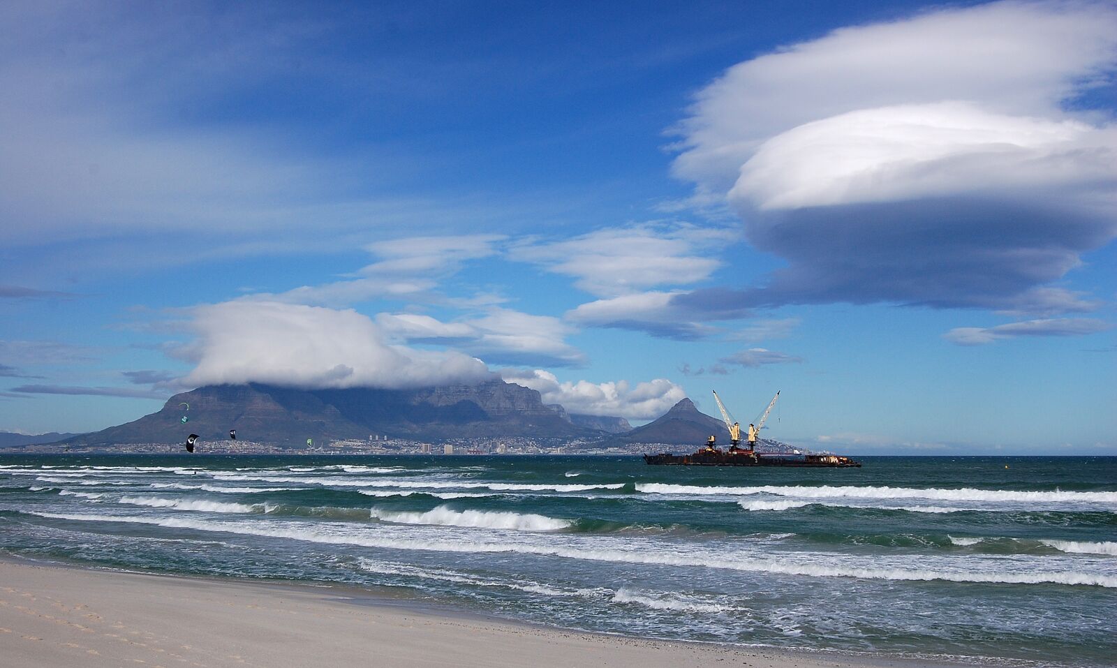 Nikon D40 sample photo. Table mountain, cape town photography