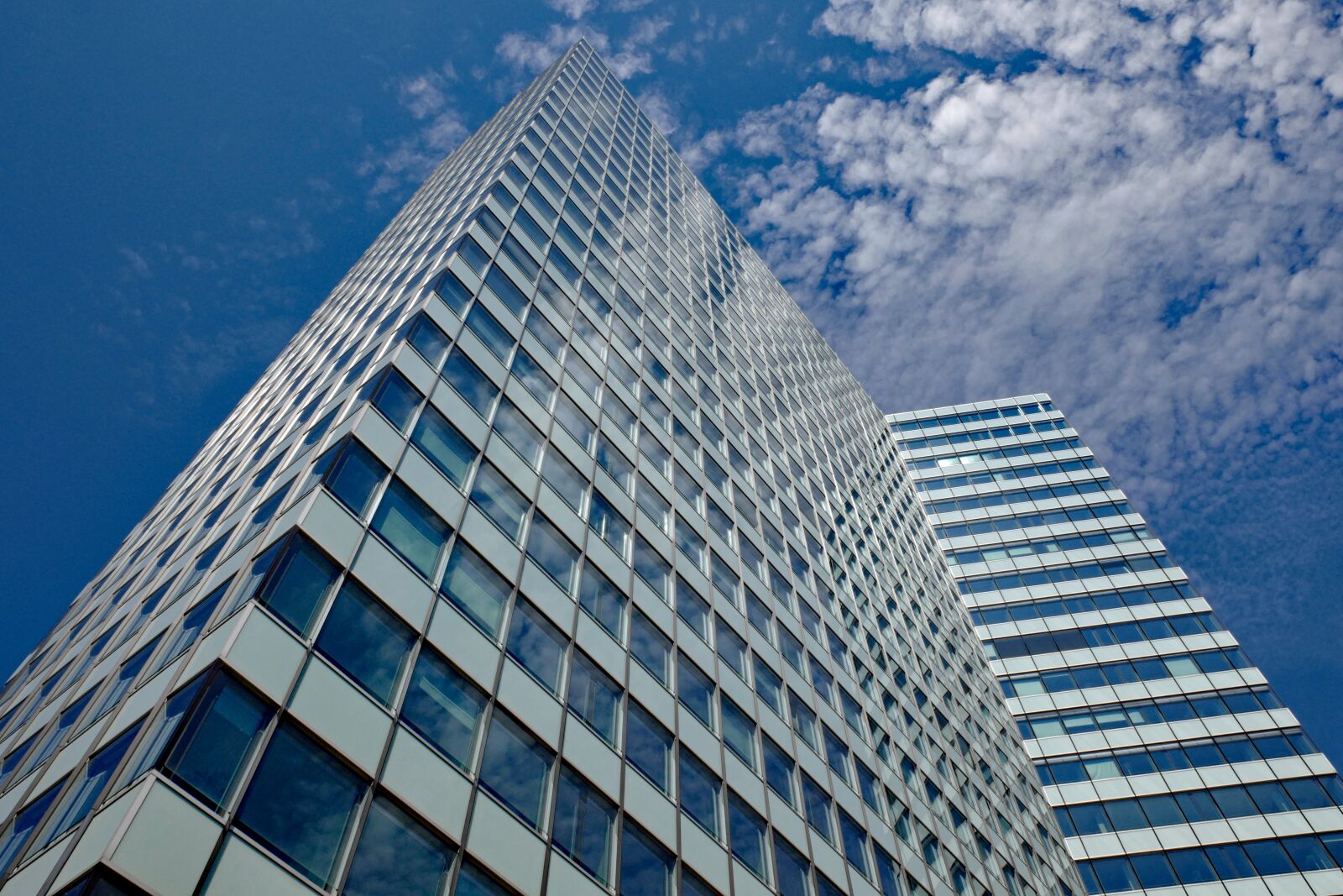Leica CL sample photo. Skyscraper, skyscrapers, architecture photography