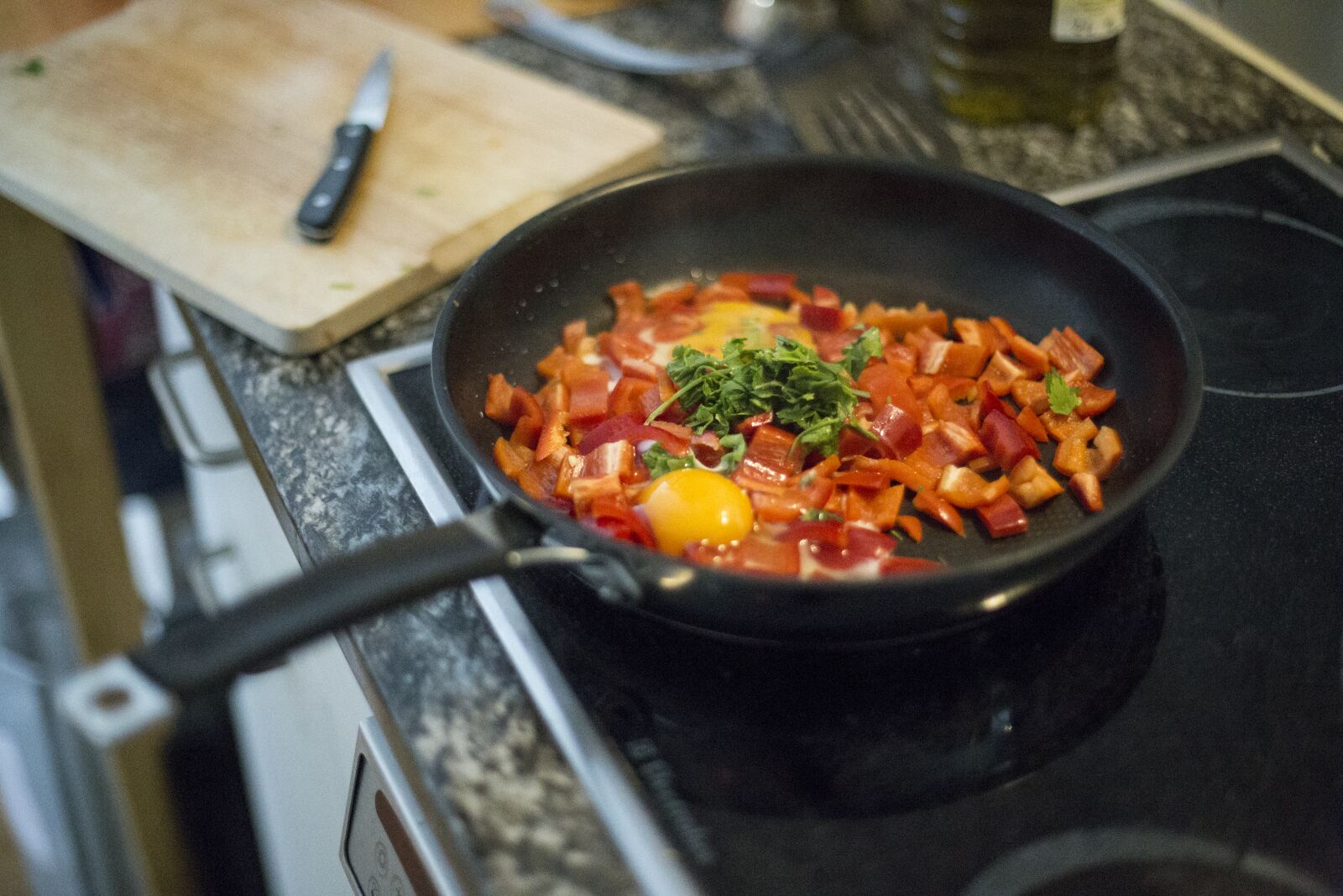 Canon EOS 6D + Canon EF 50mm F1.4 USM sample photo. Cooking, food, healthy, cooking photography