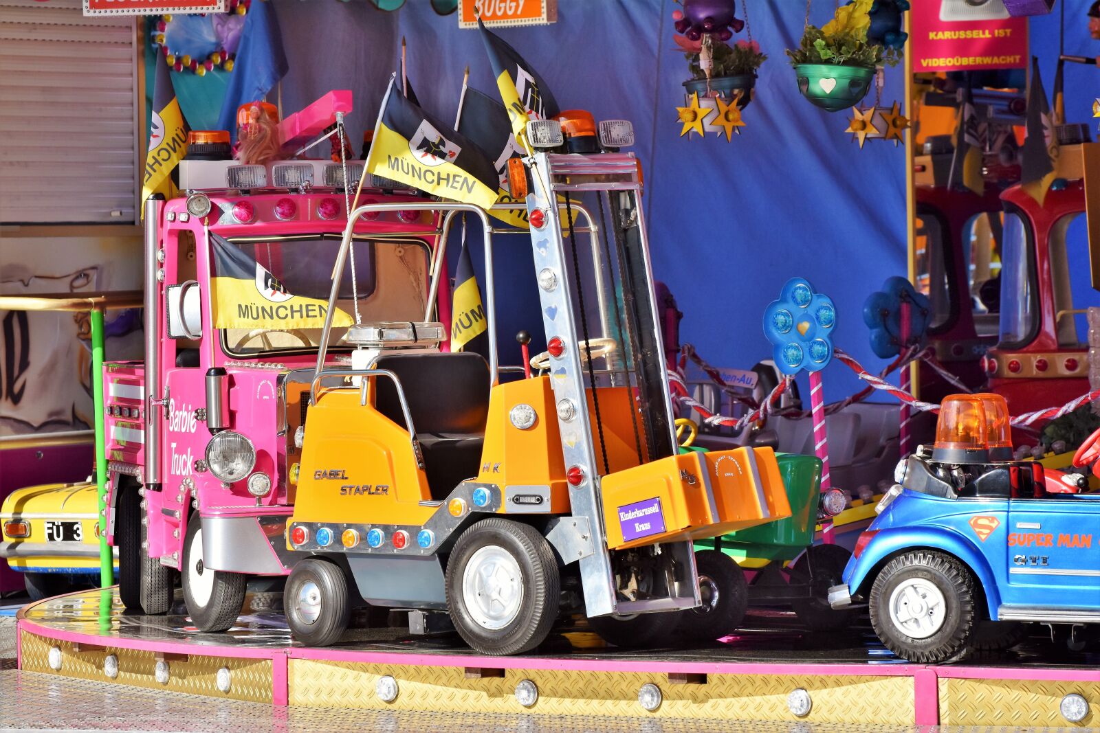 Nikon D7200 sample photo. Carousel, auto, children car photography