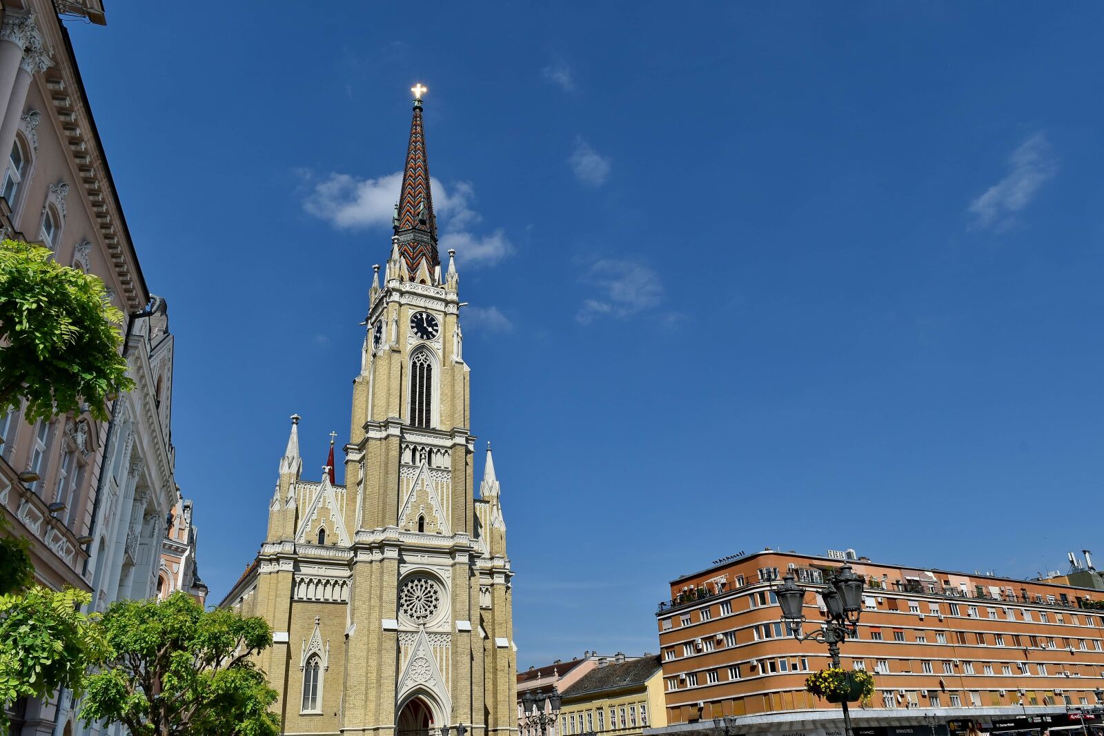 Nikon D5500 sample photo. Downtown, tourist attraction, church photography