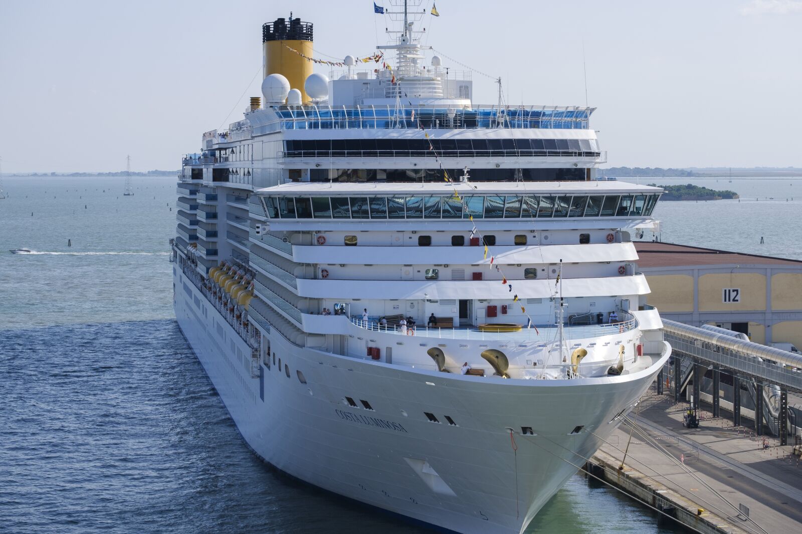 Fujifilm X-T2 + Fujifilm XF 55-200mm F3.5-4.8 R LM OIS sample photo. Ship, cruise ship, cruise photography