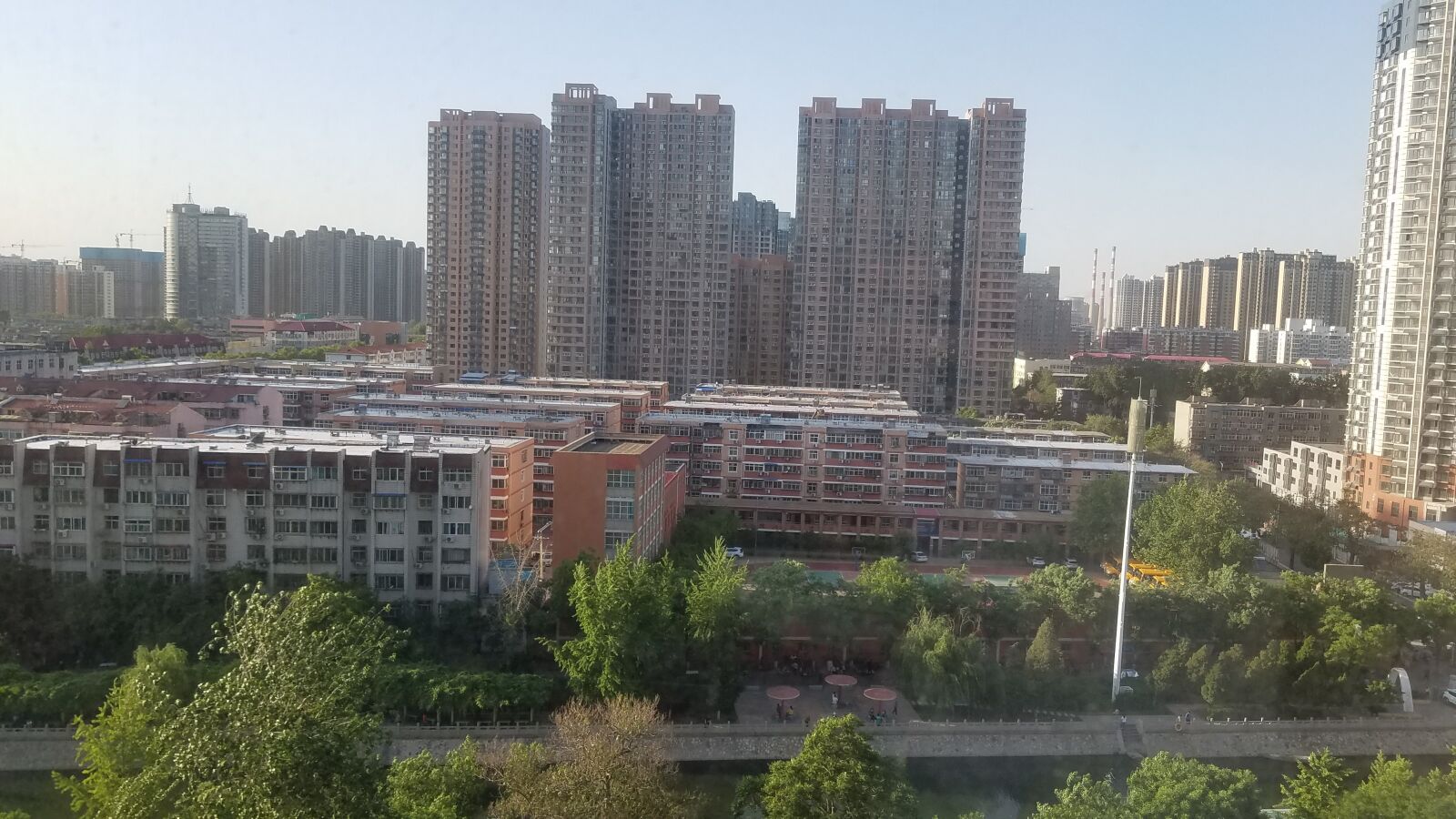 Samsung Galaxy S7 Edge sample photo. City, vision, early summer photography