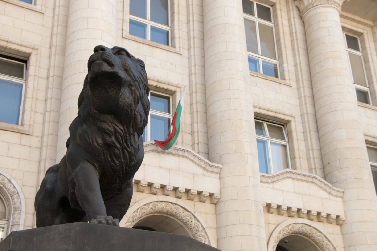 Canon EOS 70D sample photo. Bulgaria, the statue of photography