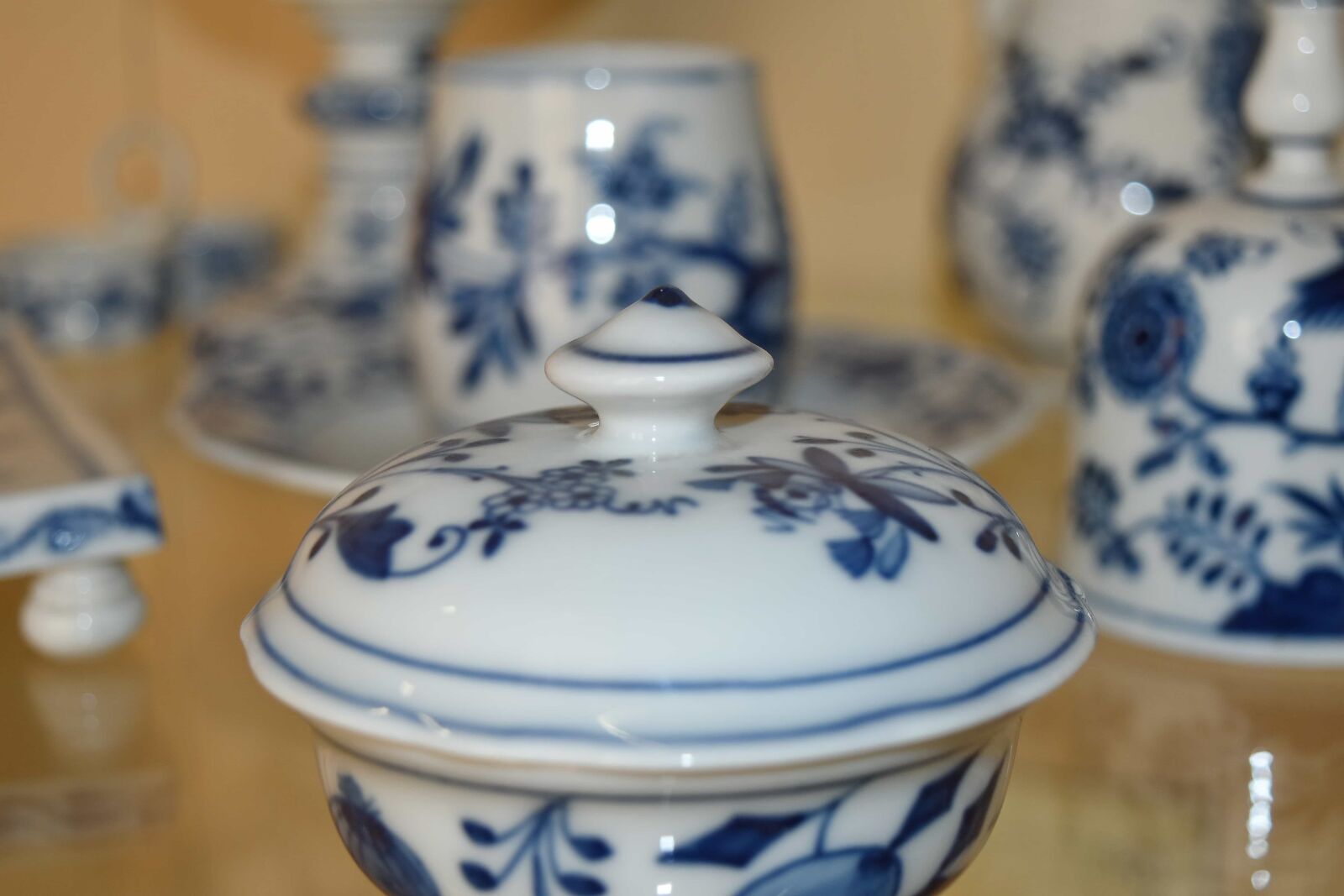 Nikon D5500 sample photo. Pitcher, porcelain, art, bowl photography