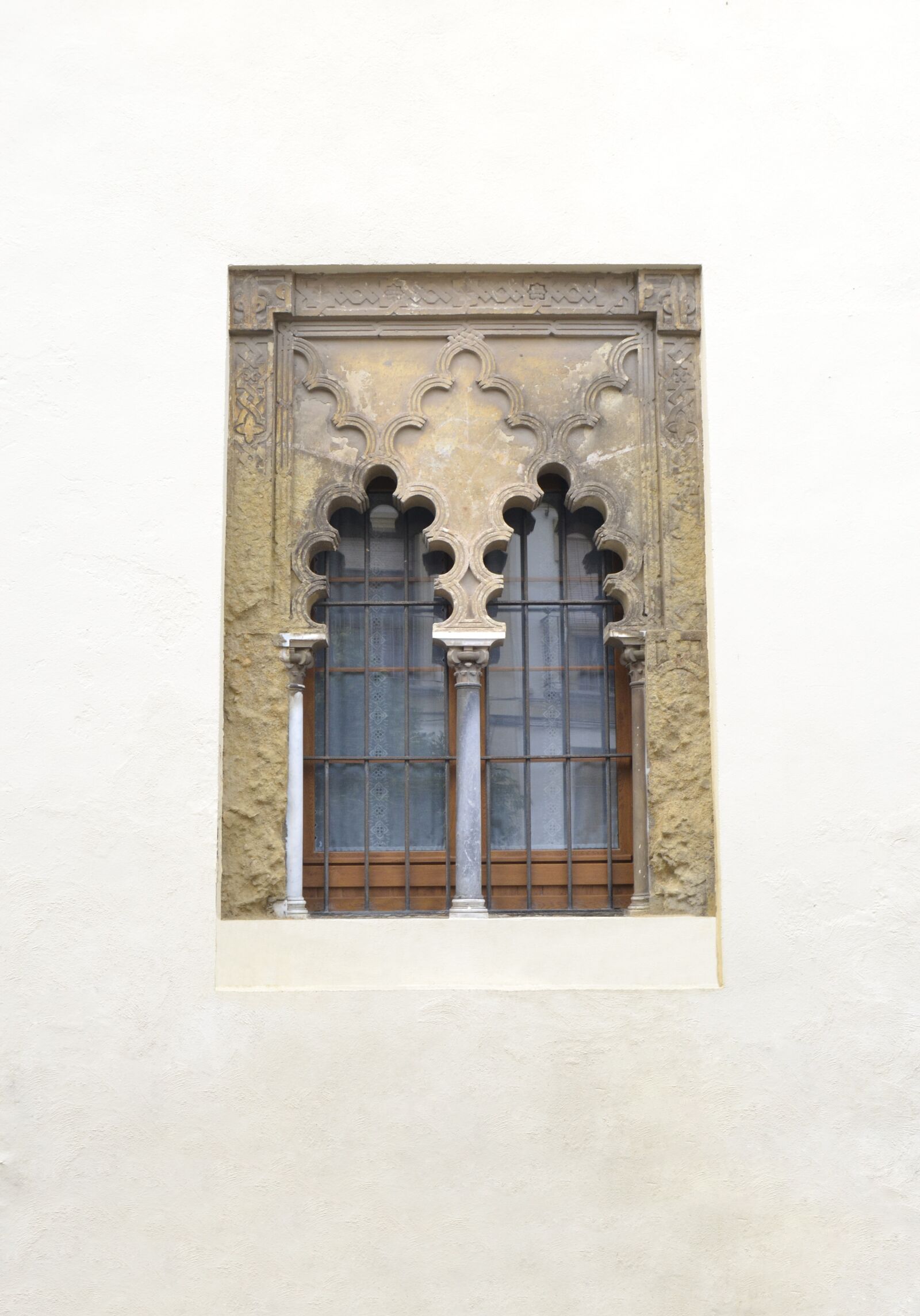 Nikon D3100 sample photo. Window, arabic, architecture photography