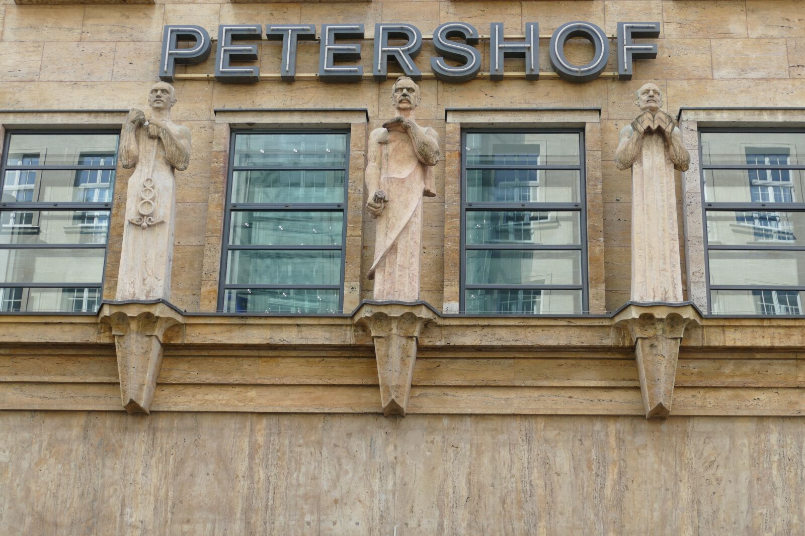 Panasonic Lumix DMC-FZ1000 sample photo. Leipzig, saxony, architecture photography