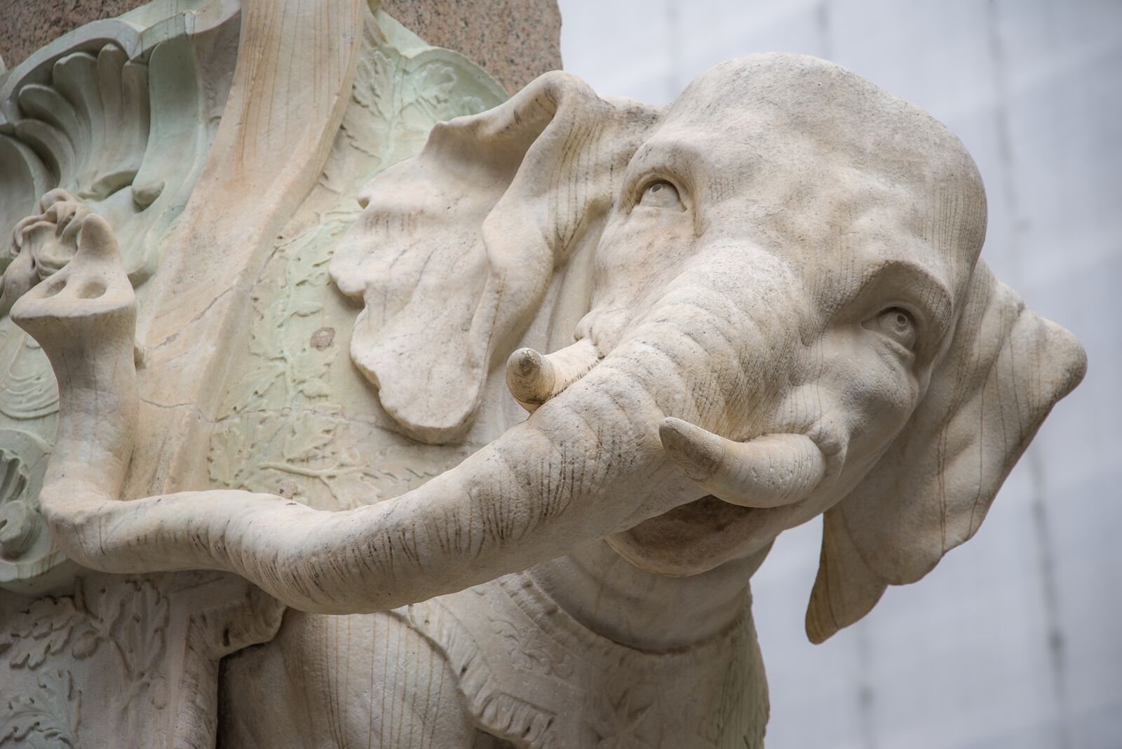 Pentax K-1 Mark II sample photo. Elephant, pachyderm, statue photography