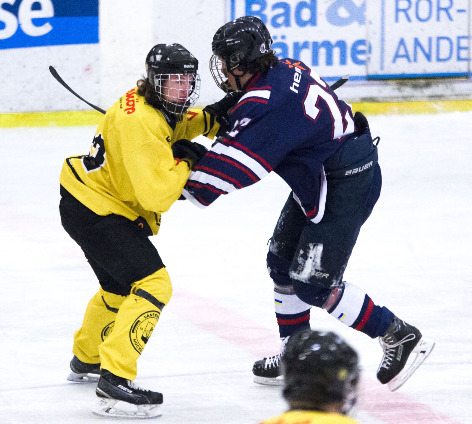 Canon EOS 600D (Rebel EOS T3i / EOS Kiss X5) sample photo. Action, hockey, ice photography