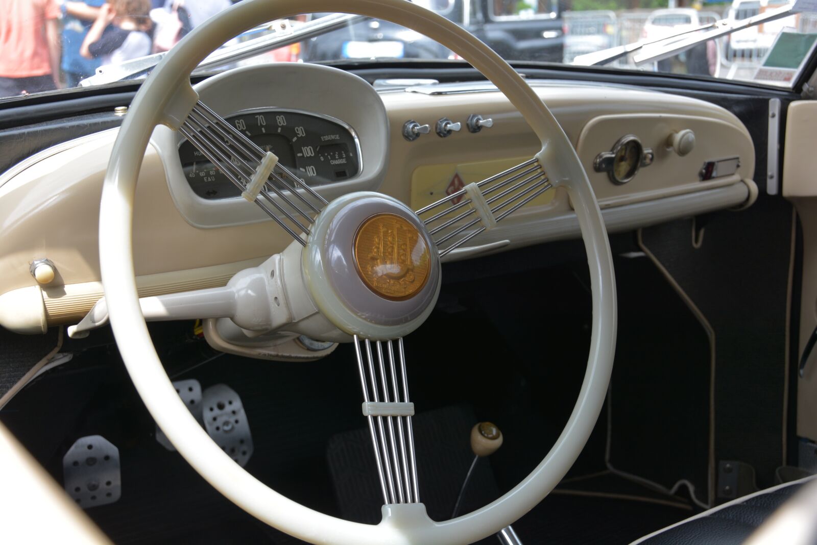 Nikon D7100 sample photo. Dashboard, old car, interior photography