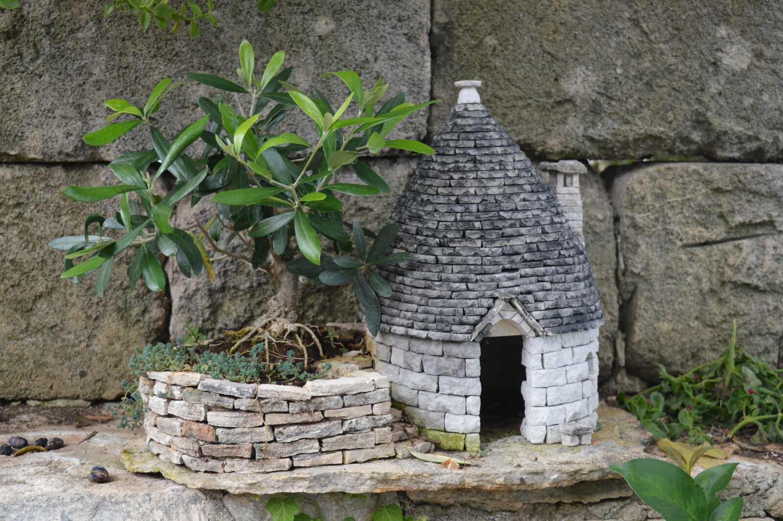 Nikon D3200 sample photo. Italy, miniature, toy, small photography