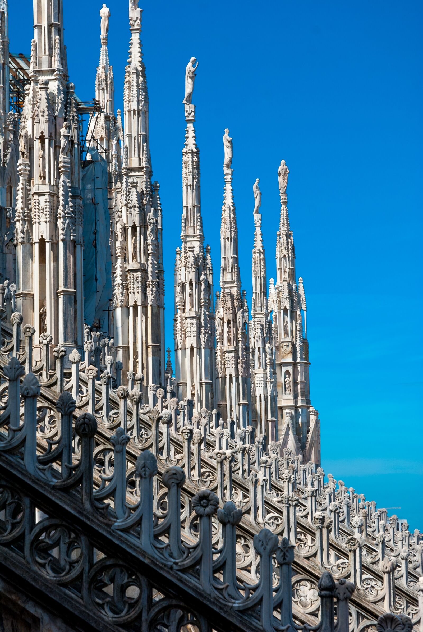 Nikon D80 sample photo. Milan, the sun, holidays photography