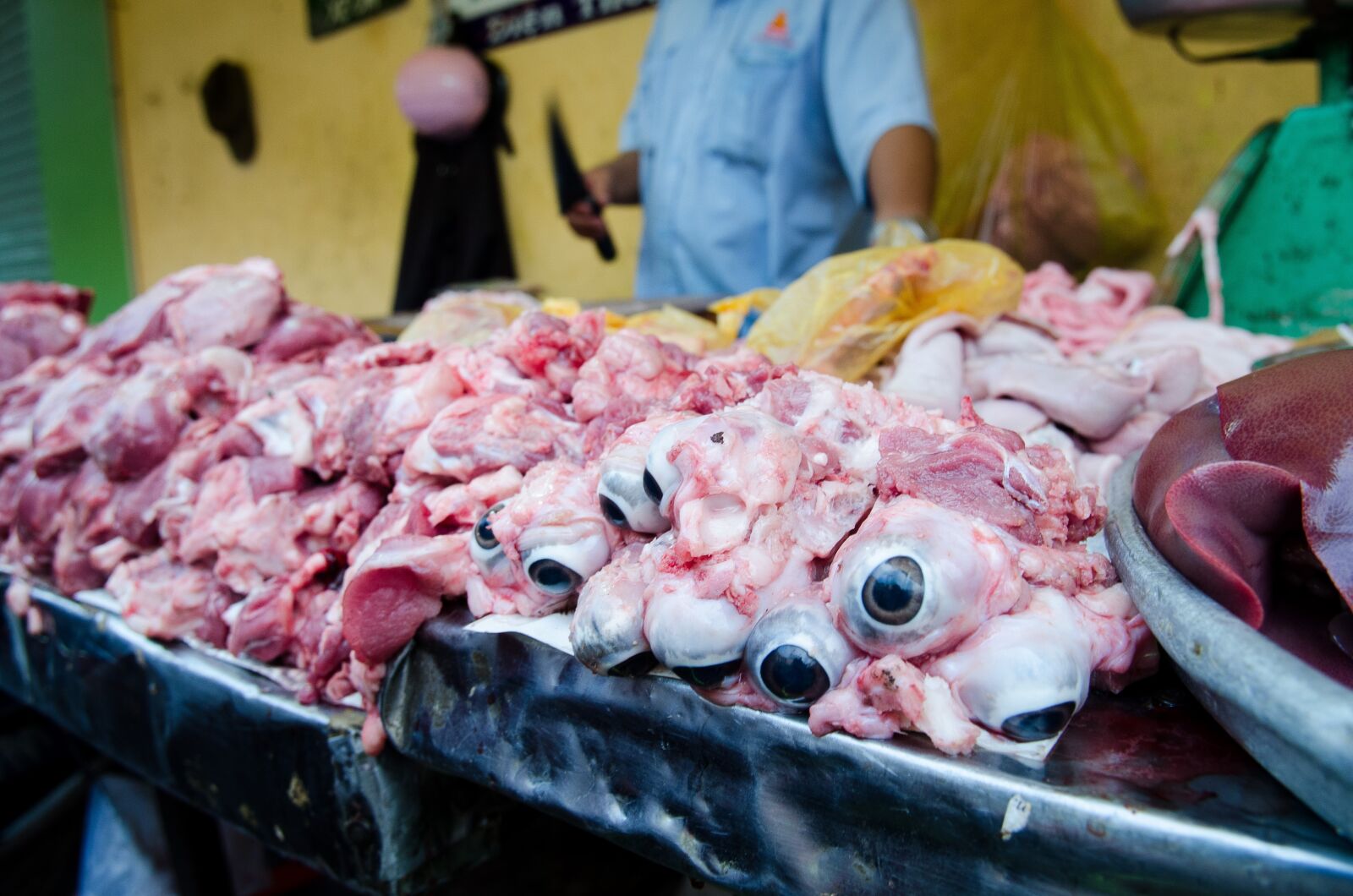 Nikon D7000 sample photo. Street market, butcher, meat photography