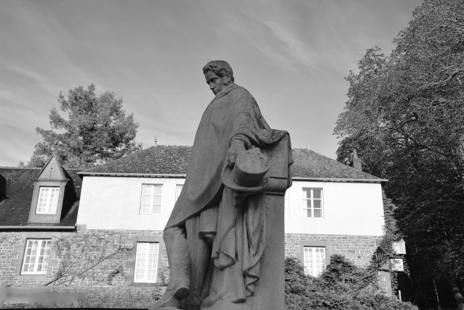 Nikon D5200 sample photo. Statue carved stone, ch photography