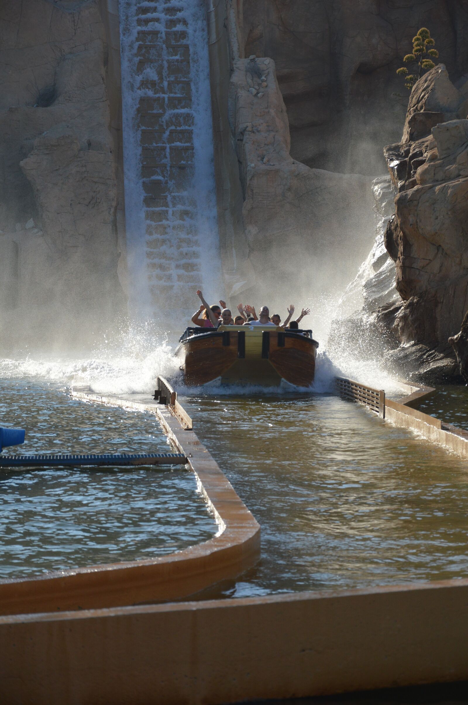 Nikon D3200 sample photo. Cant, water, slide photography