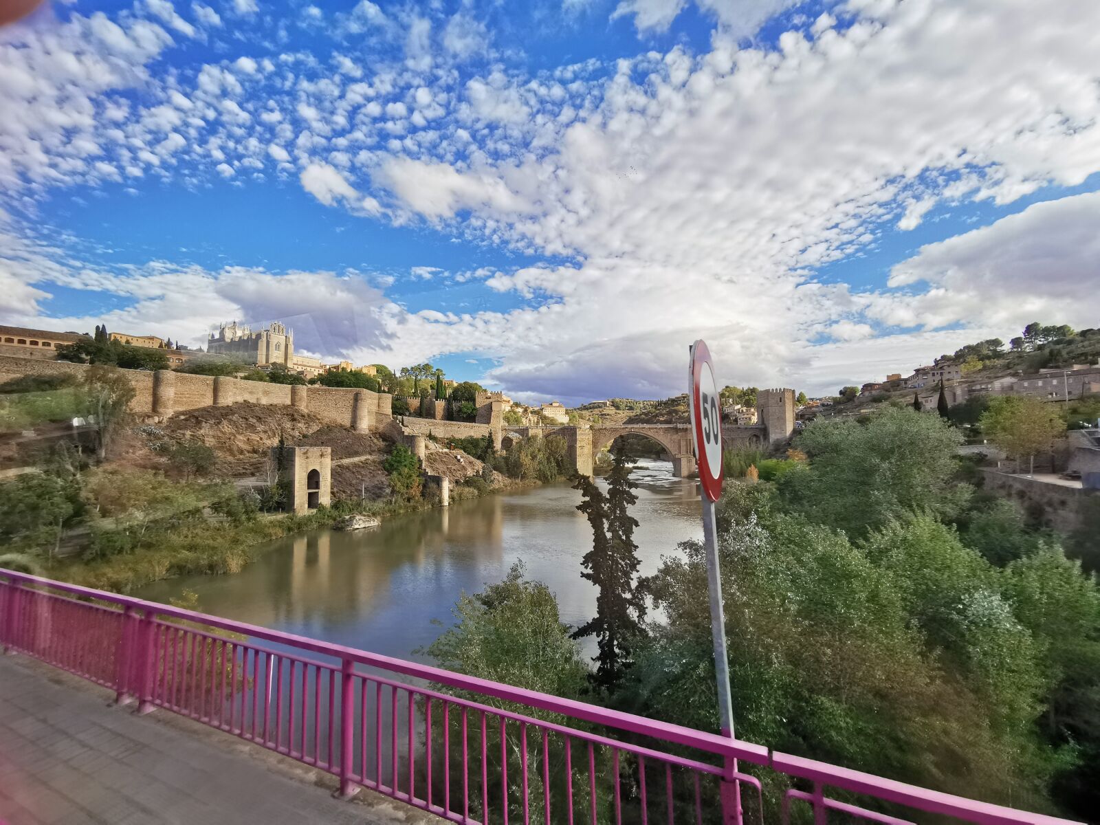 HUAWEI P30 Pro sample photo. Toledo, spain, city photography