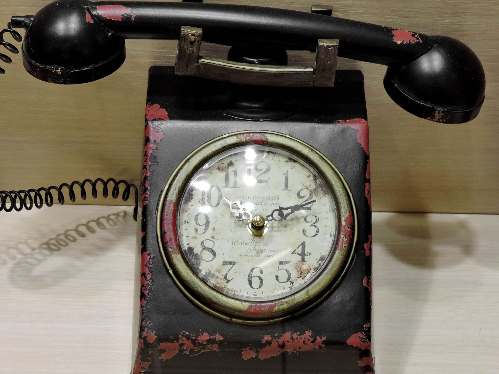 Nikon Coolpix P520 sample photo. Telecommunication, telephone, telephone line photography