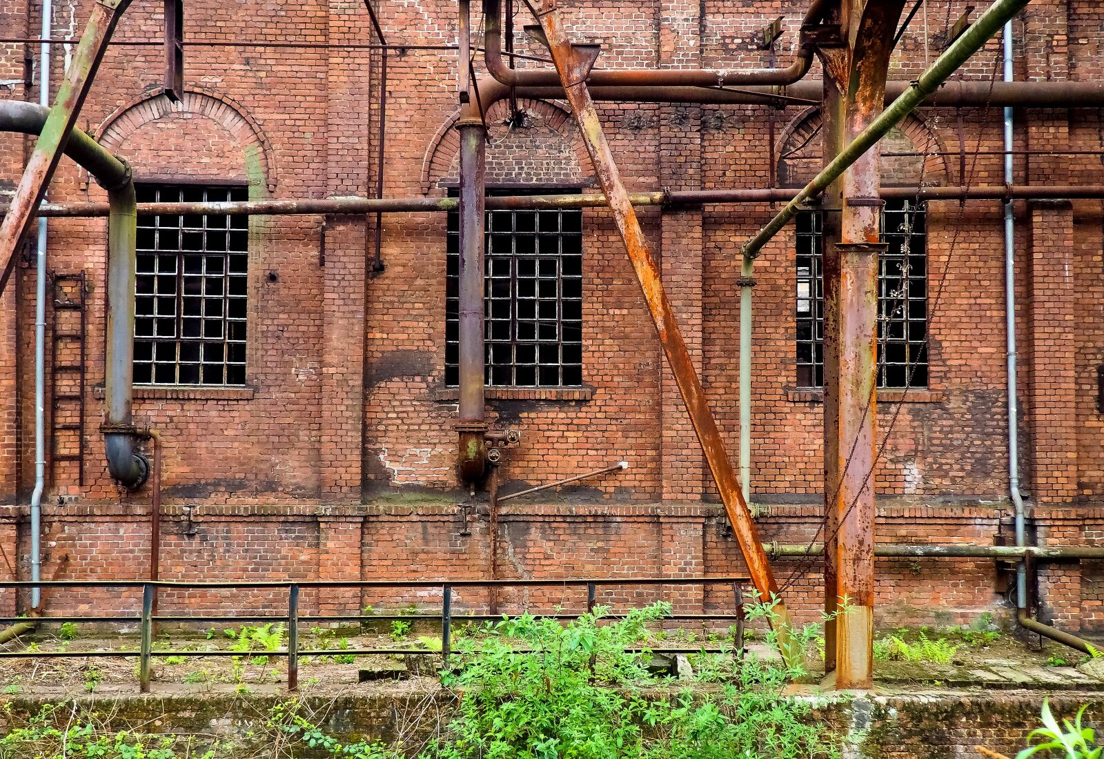 Olympus OM-D E-M10 sample photo. Architecture, steel mill, factory photography