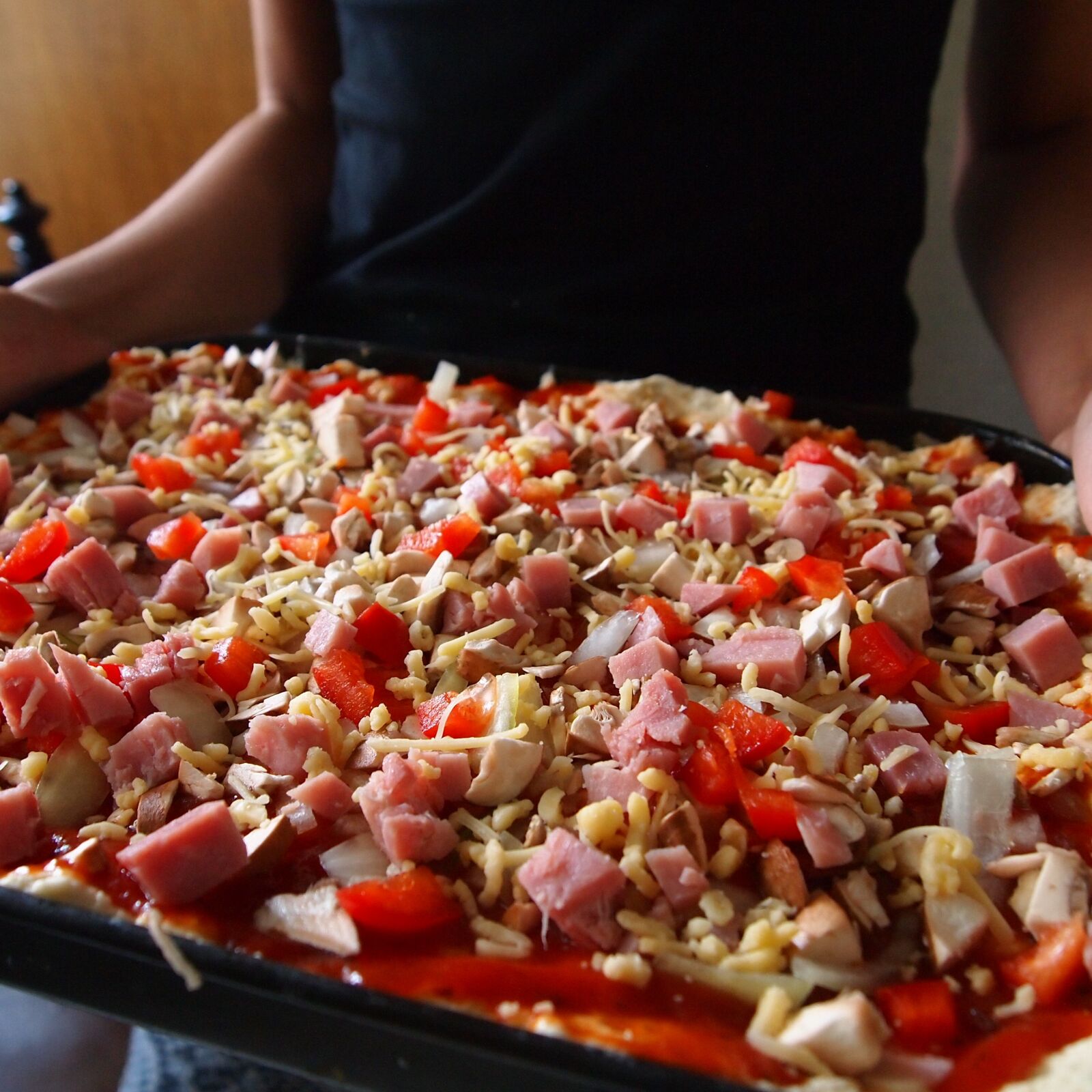 Olympus PEN E-PL1 sample photo. Baking, pizza baking, fresh photography