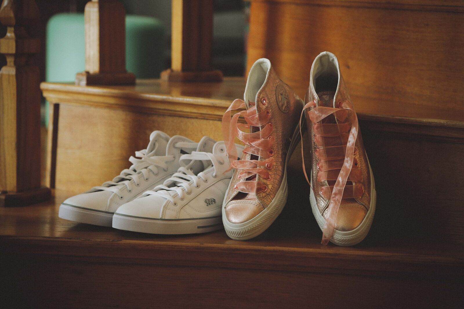 Canon EF 24-105mm F4L IS USM sample photo. Comfortable, sneakers, jogging, old photography