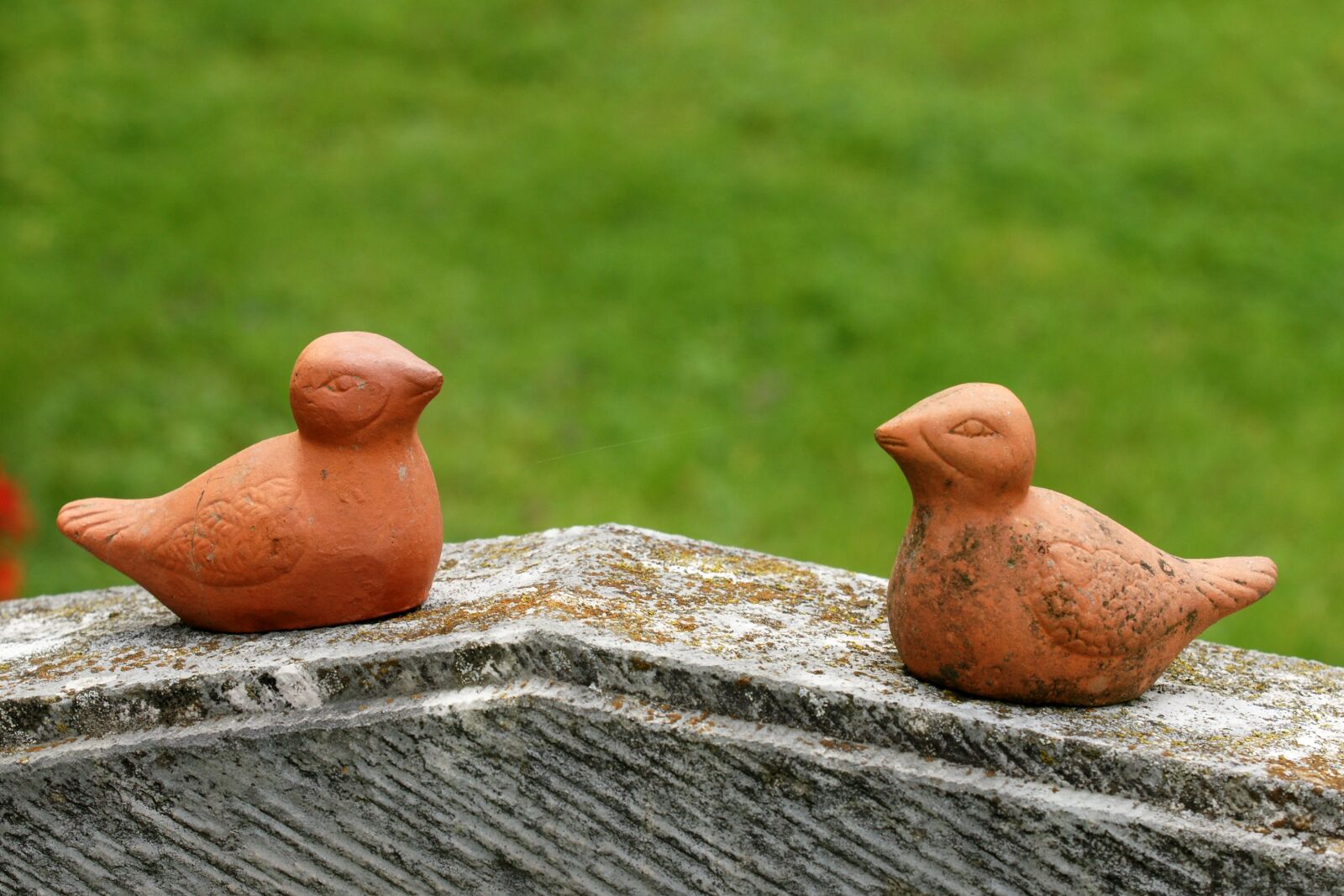 Sony Alpha DSLR-A700 sample photo. Birds, decoration, statue photography