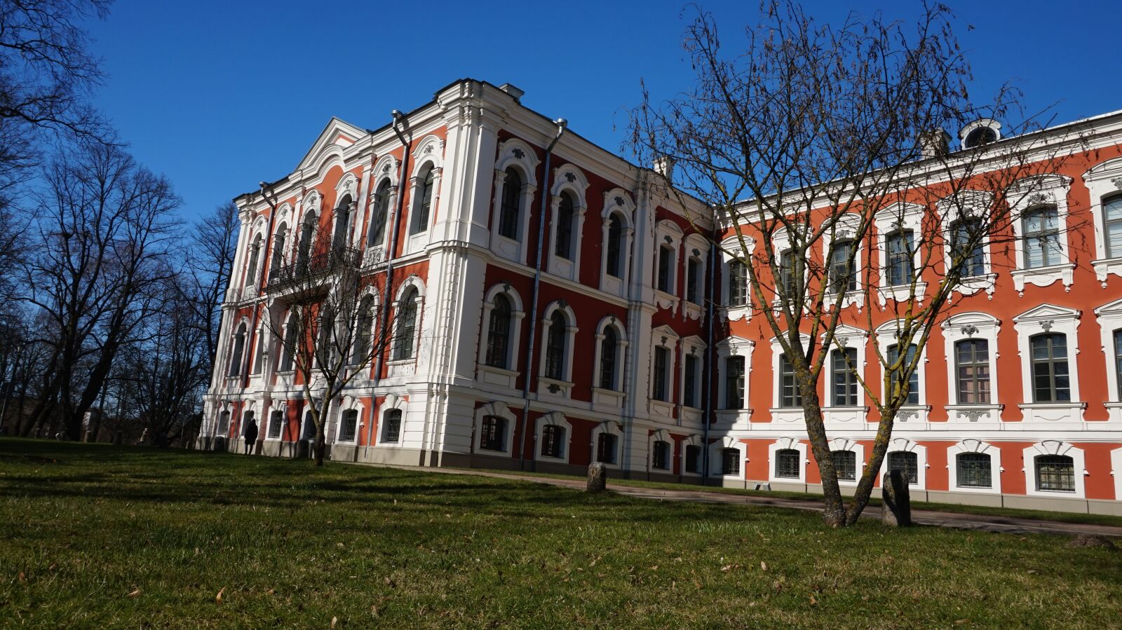 Sony Alpha a5000 (ILCE 5000) sample photo. Jelgava, university, old house photography