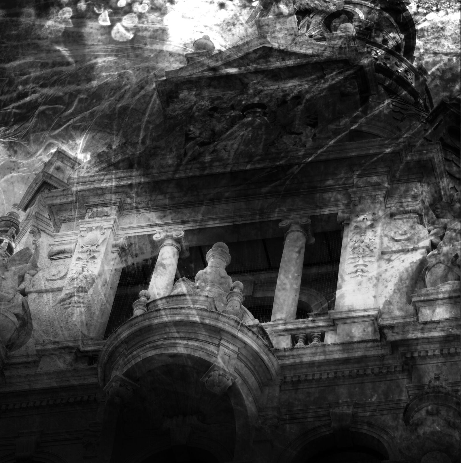 Canon EOS 700D (EOS Rebel T5i / EOS Kiss X7i) sample photo. Surreal, fantasy, black white photography