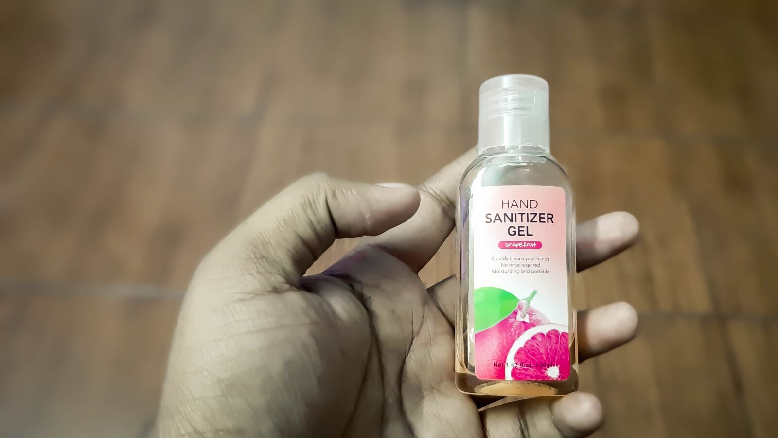 Samsung Galaxy A50 sample photo. Hand sanitizer, social distance photography